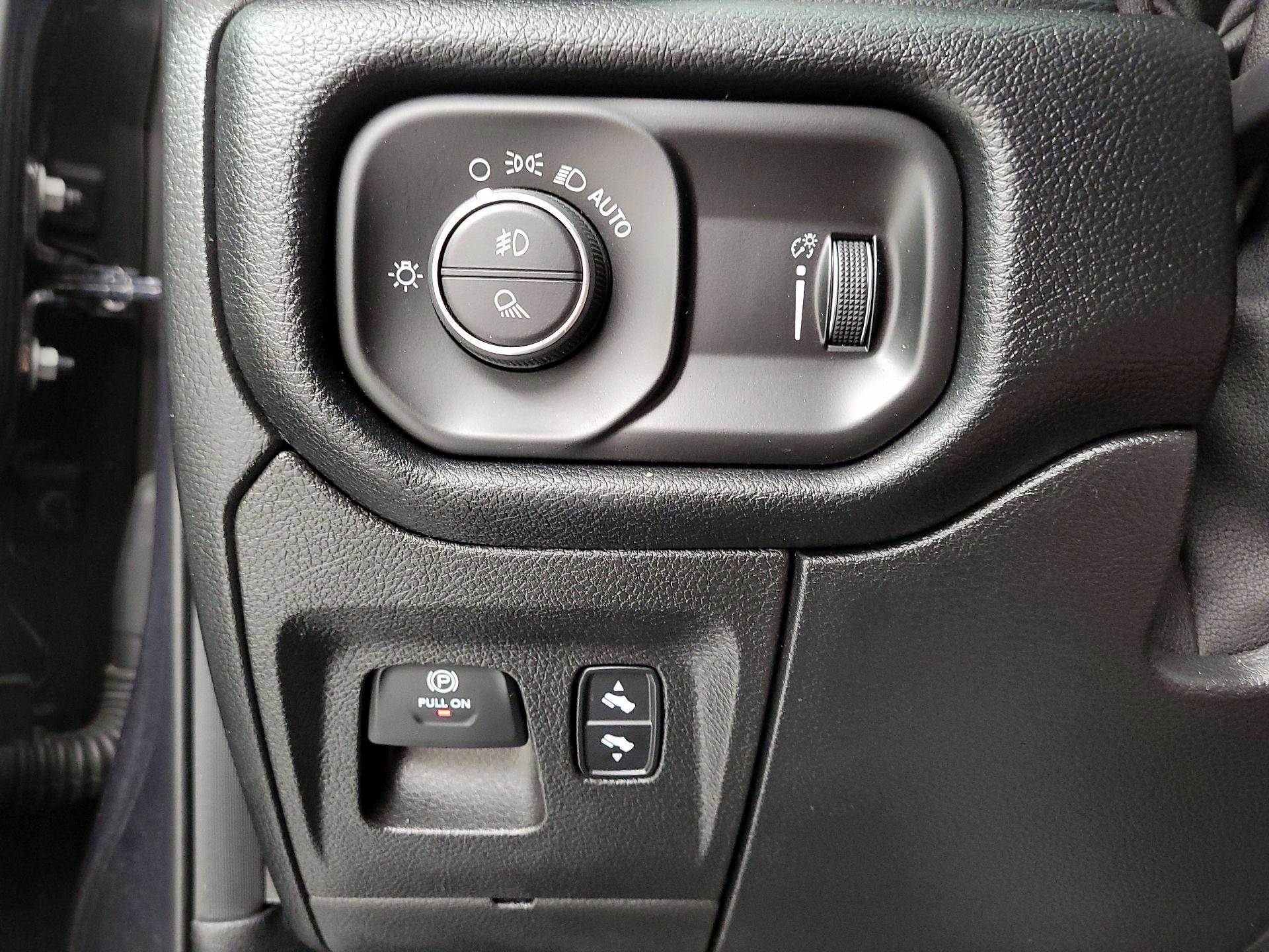 Thumbnail: 2020 RAM 1500 - 13