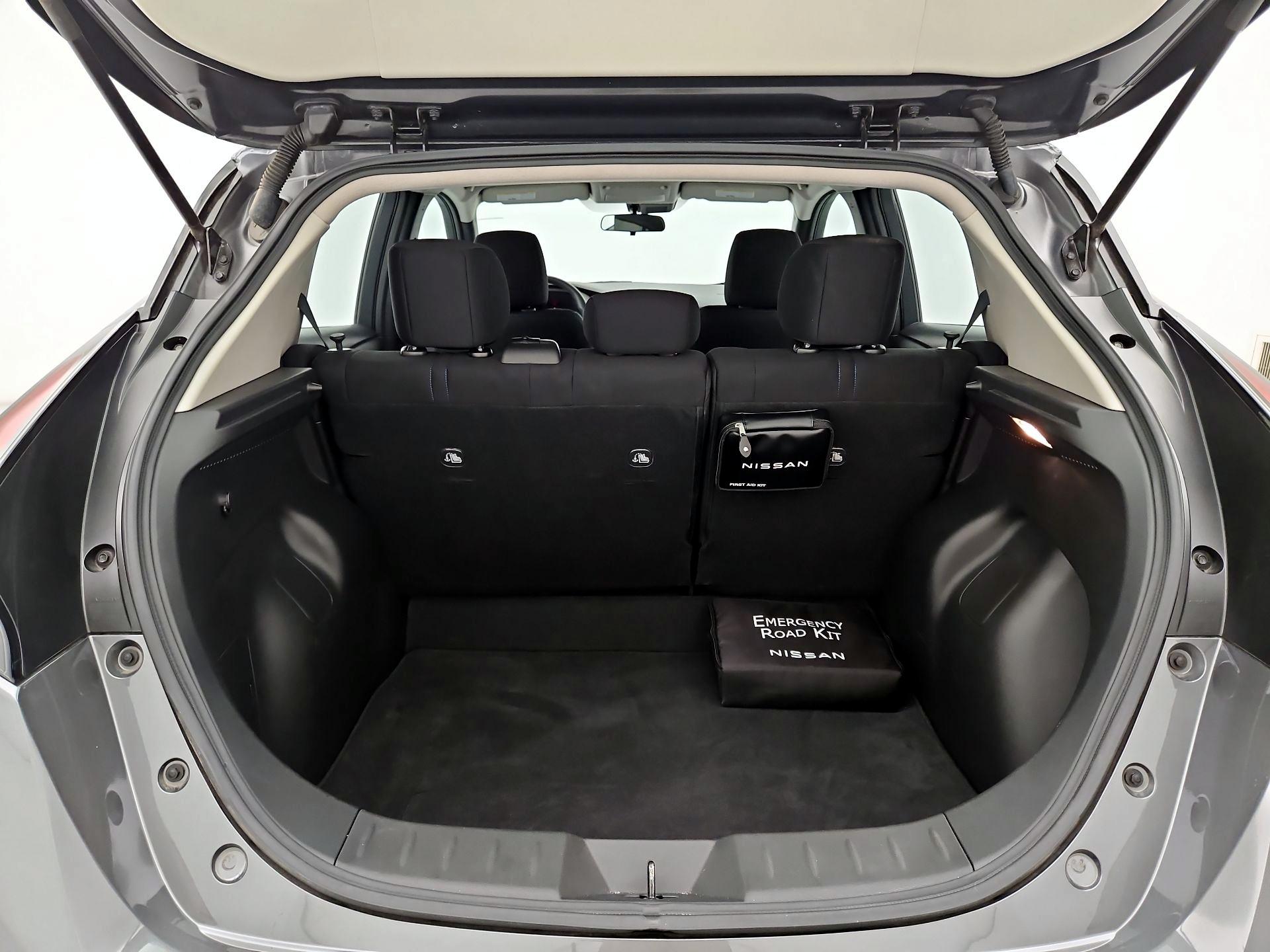 Thumbnail: 2022 Nissan Leaf - 20