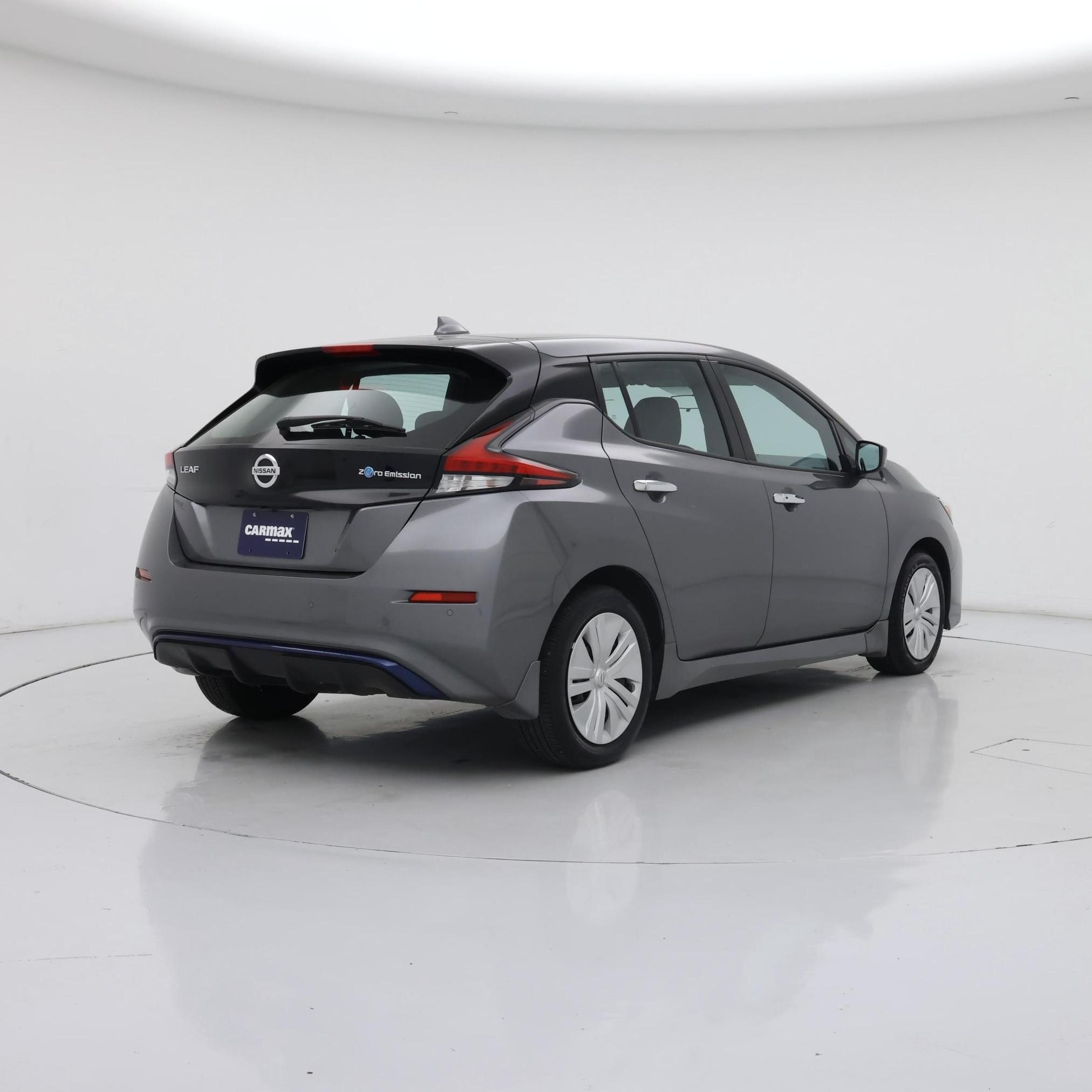 Thumbnail: 2022 Nissan Leaf - 8