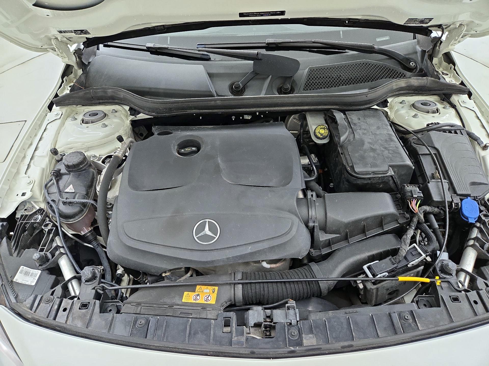 Thumbnail: 2017 Mercedes-Benz GLA - 20