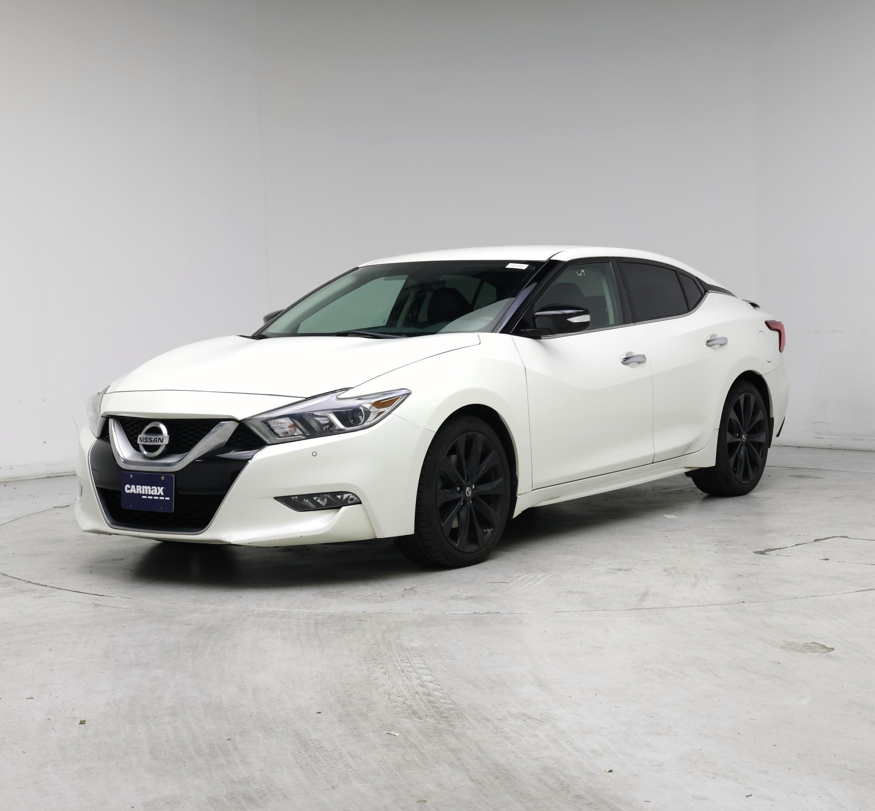 Thumbnail: 2017 Nissan Maxima - 4