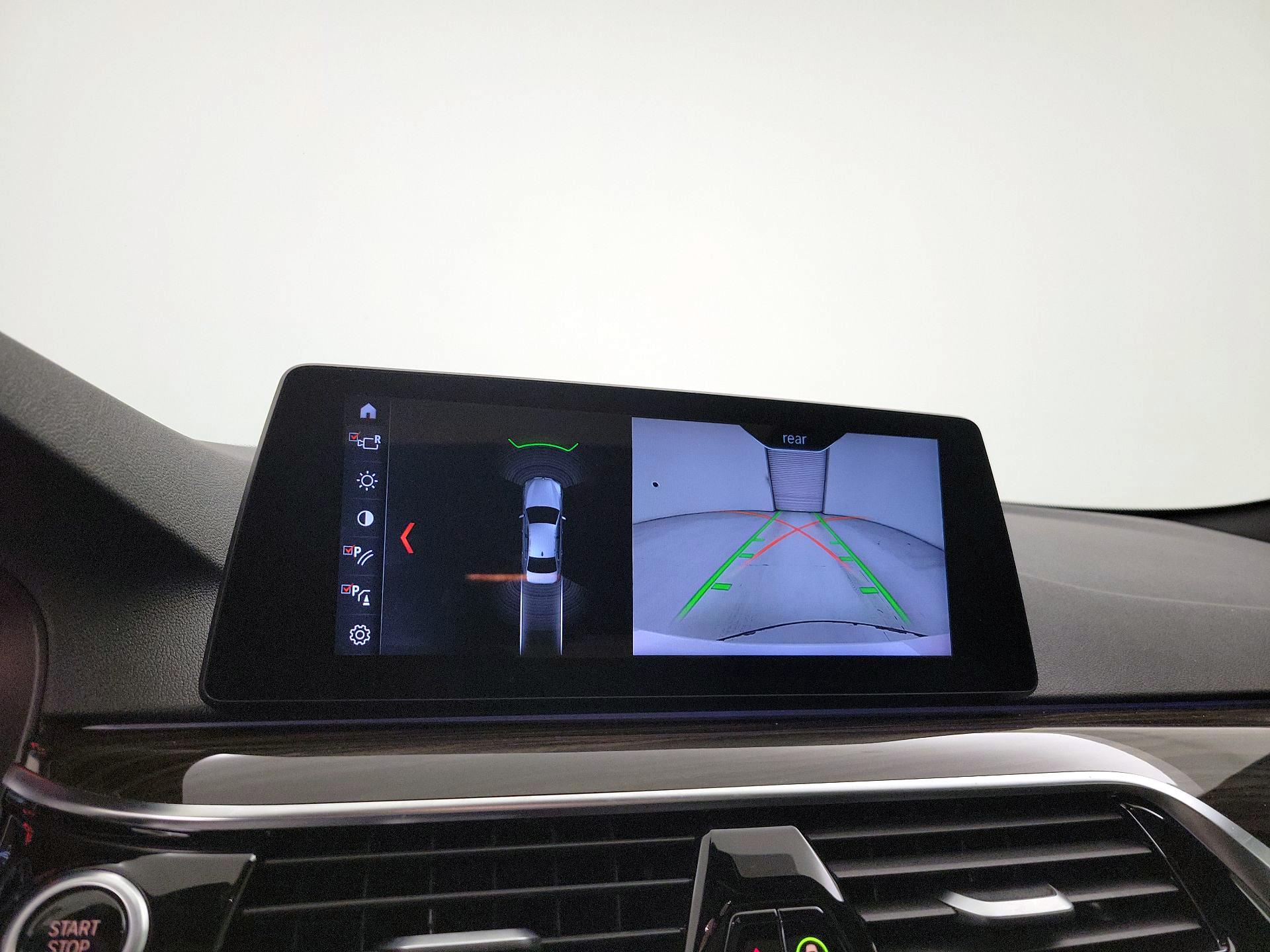 Thumbnail: 2018 BMW 5 Series - 15