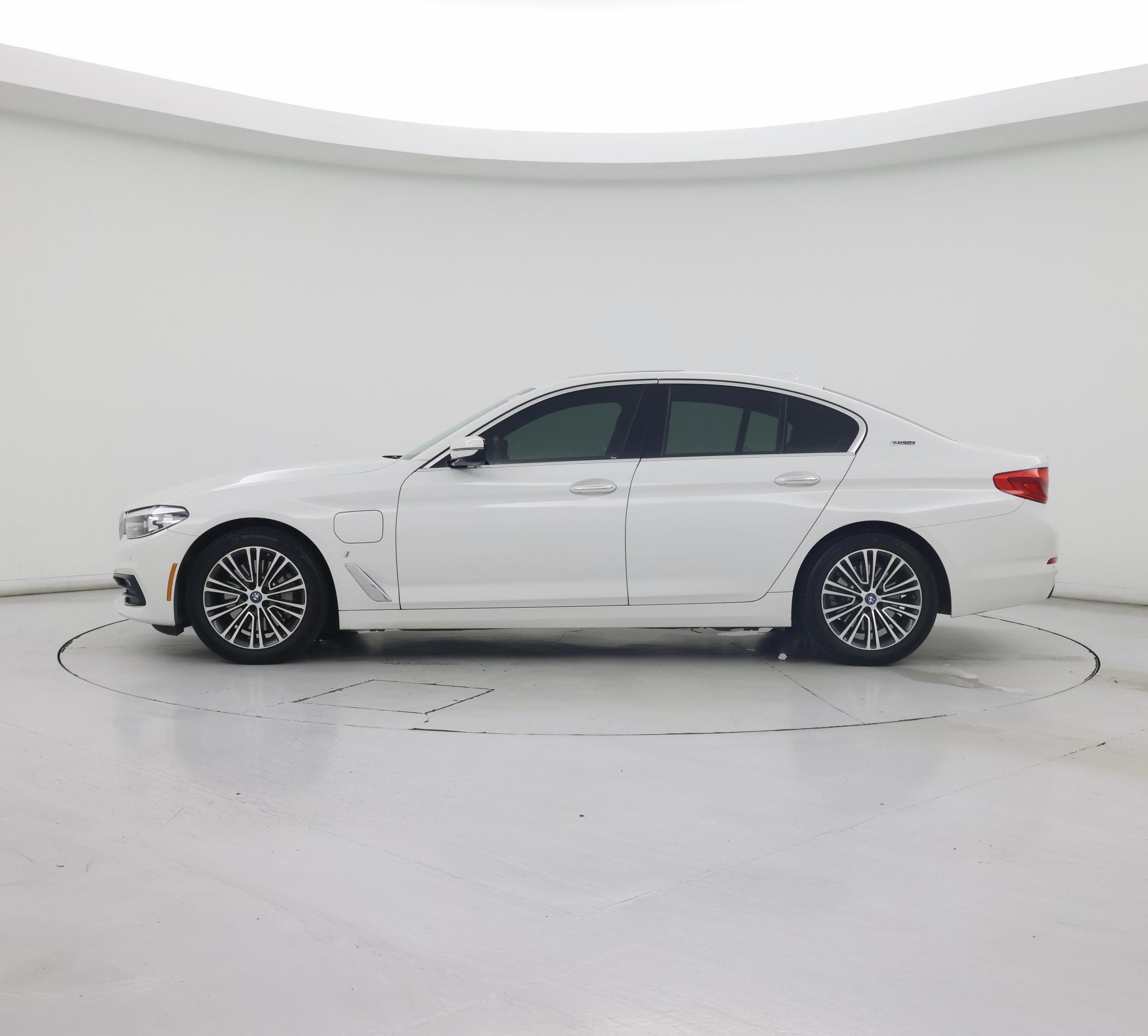 Thumbnail: 2018 BMW 5 Series - 3