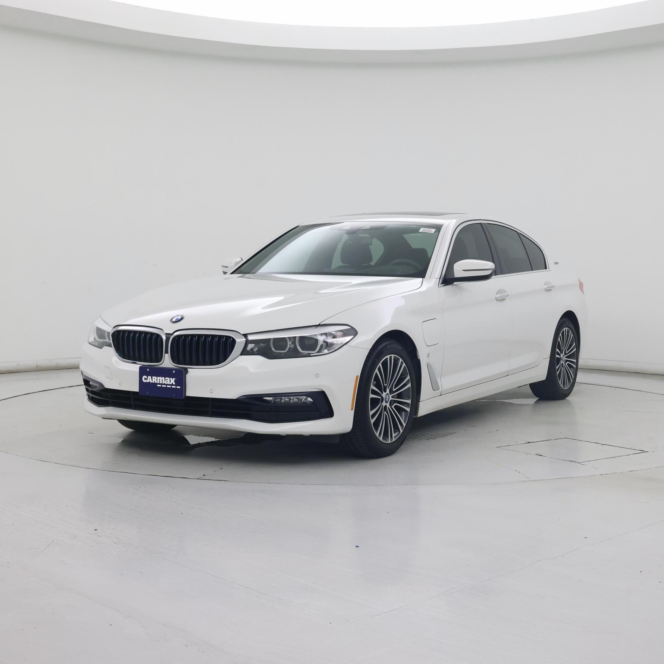 Thumbnail: 2018 BMW 5 Series - 4
