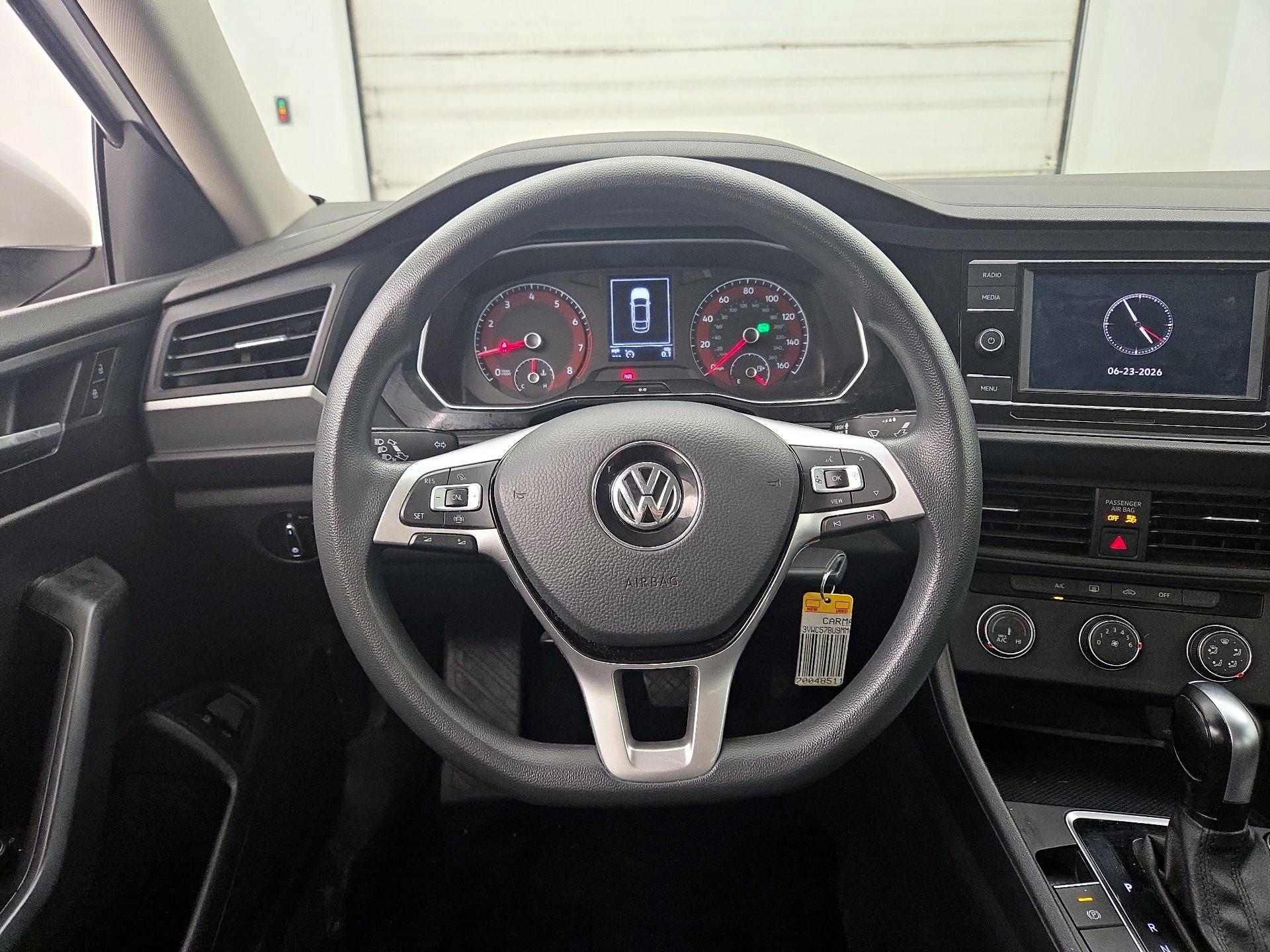 Thumbnail: 2021 Volkswagen Jetta - 10