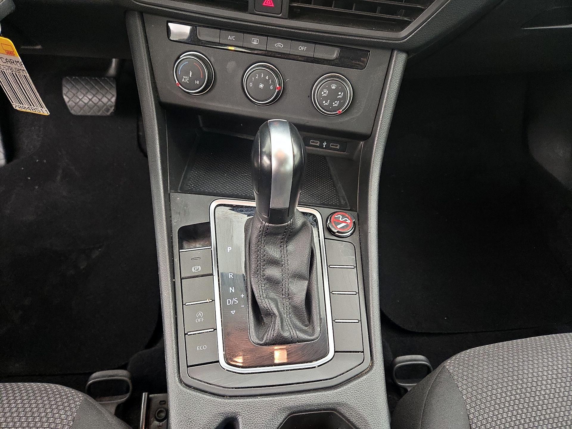 Thumbnail: 2021 Volkswagen Jetta - 17
