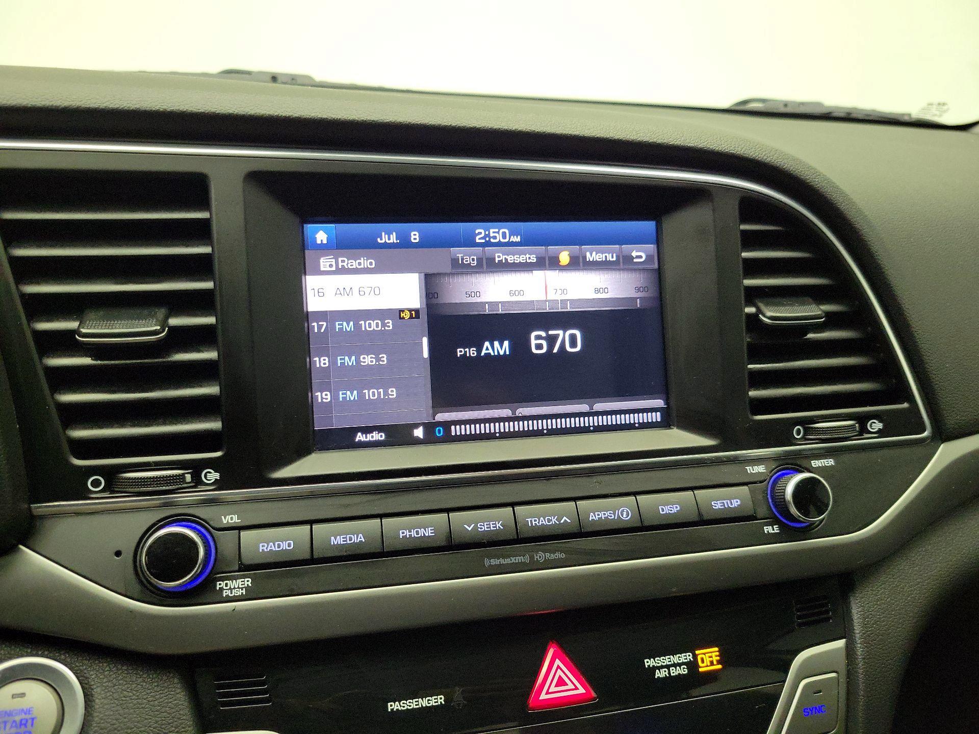 Thumbnail: 2017 Hyundai Elantra - 15