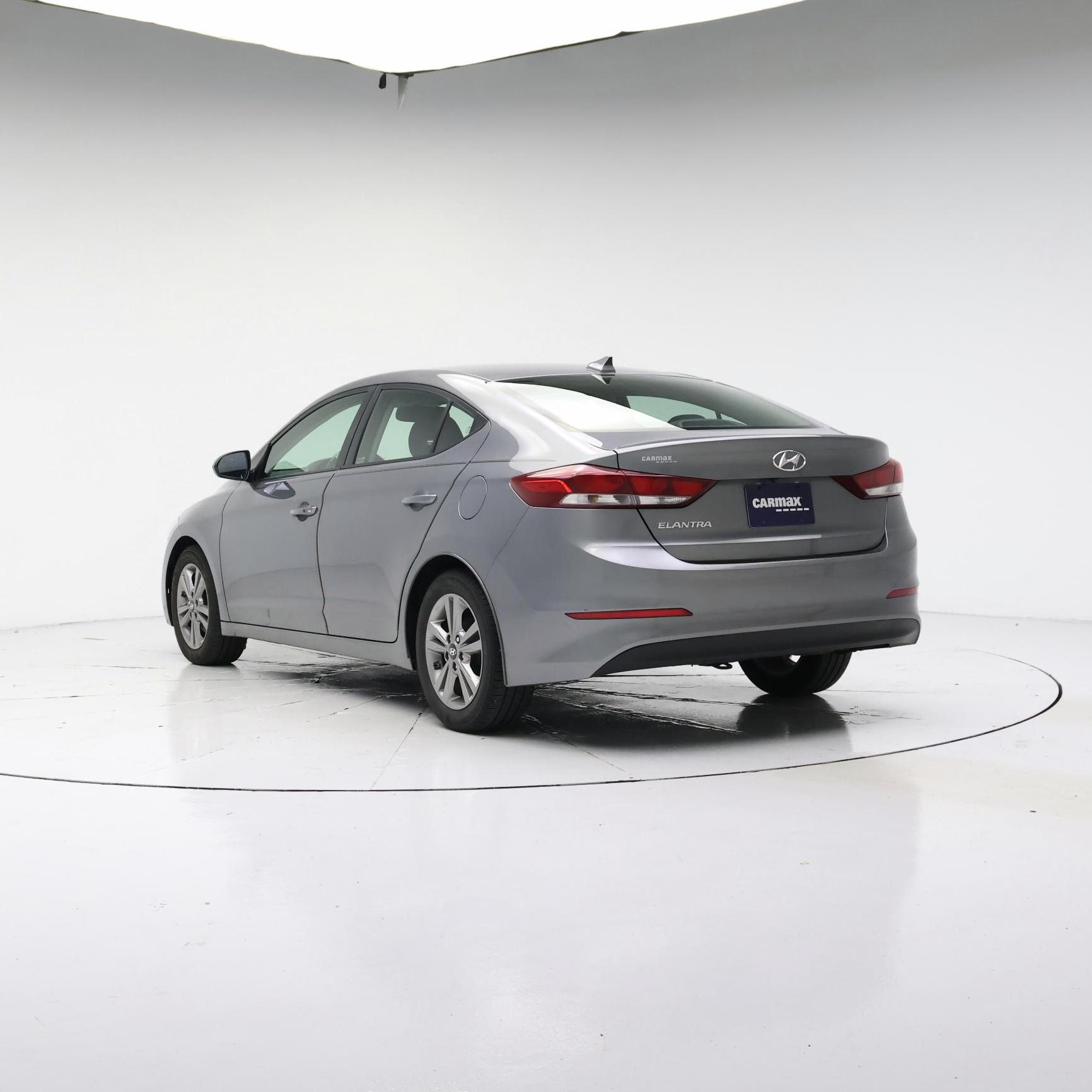 Thumbnail: 2017 Hyundai Elantra - 2