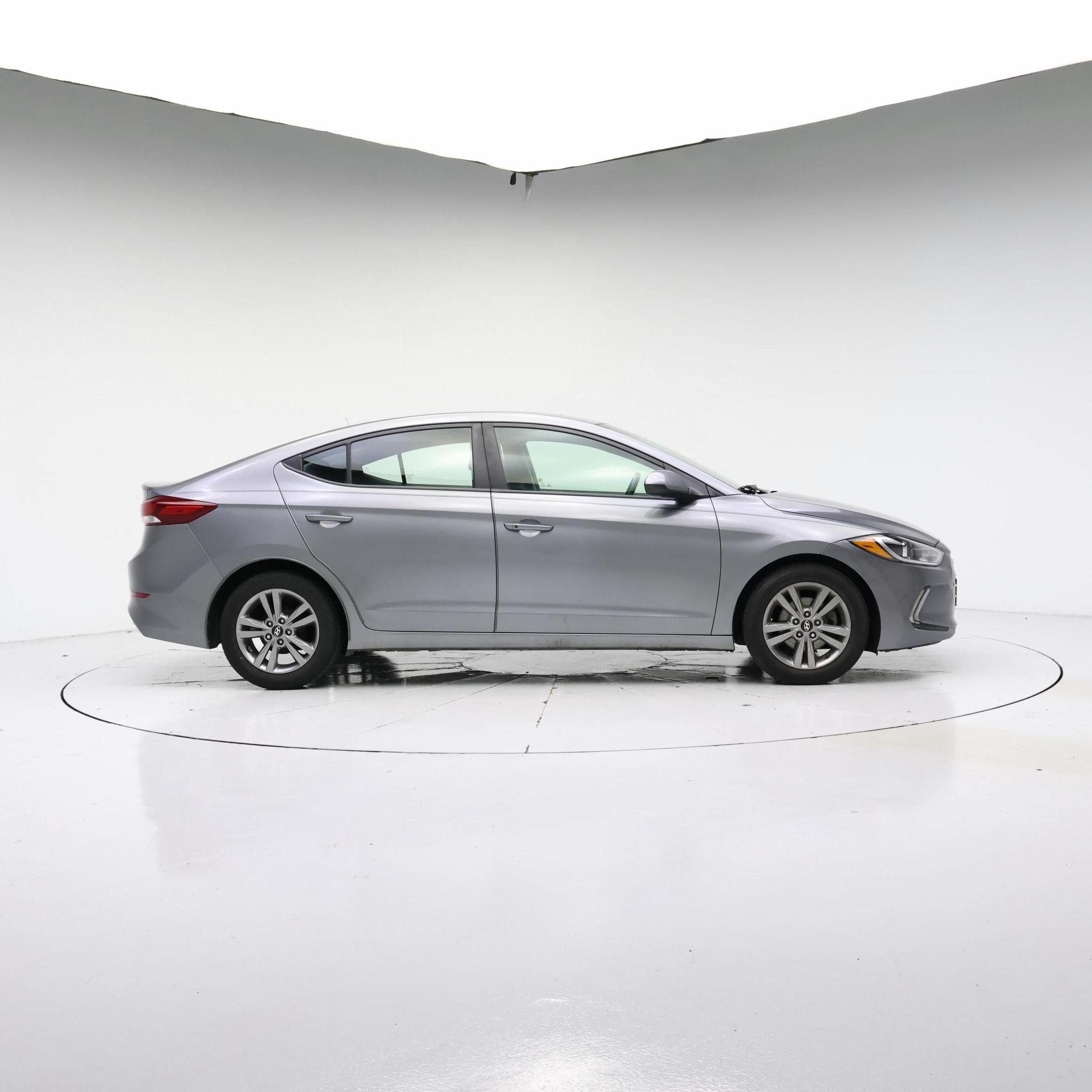 Thumbnail: 2017 Hyundai Elantra - 7