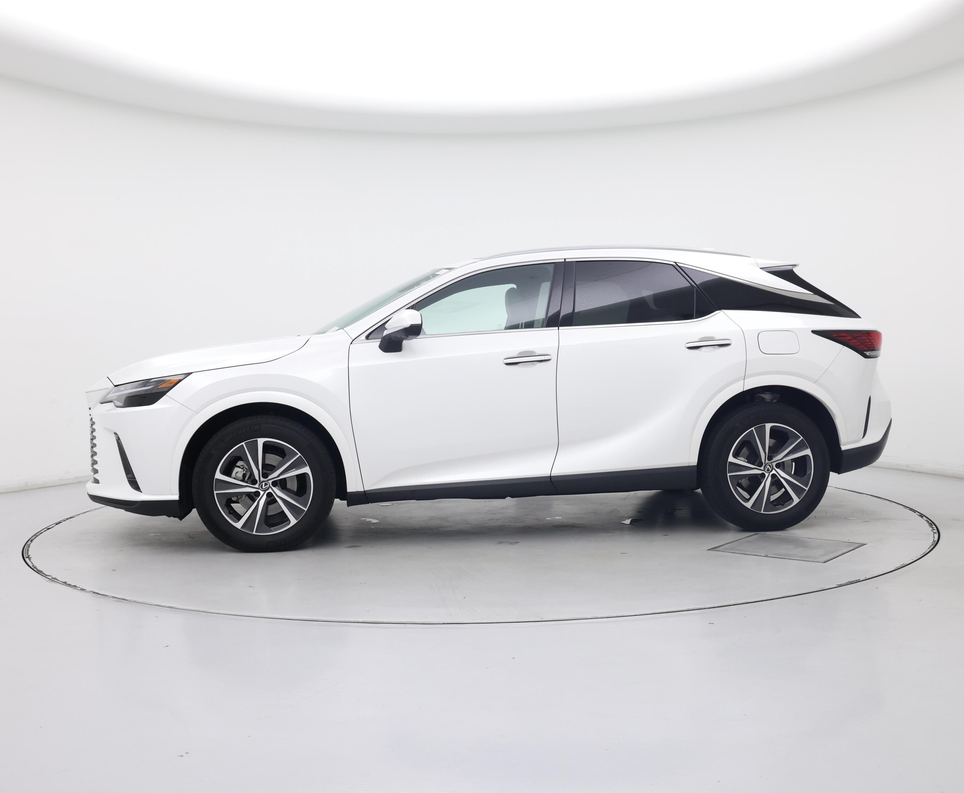 Thumbnail: 2024 Lexus RX - 3