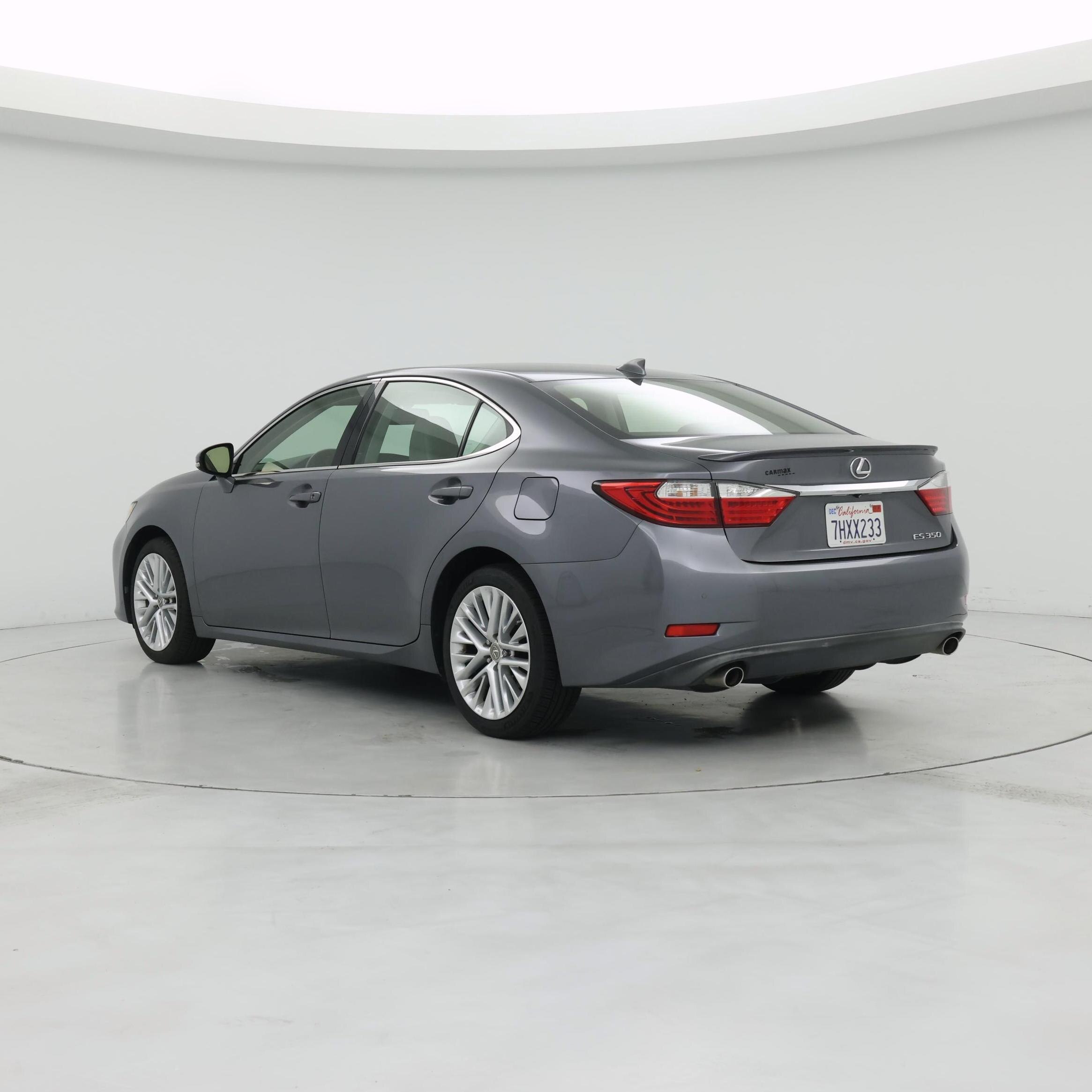 Thumbnail: 2015 Lexus ES - 2