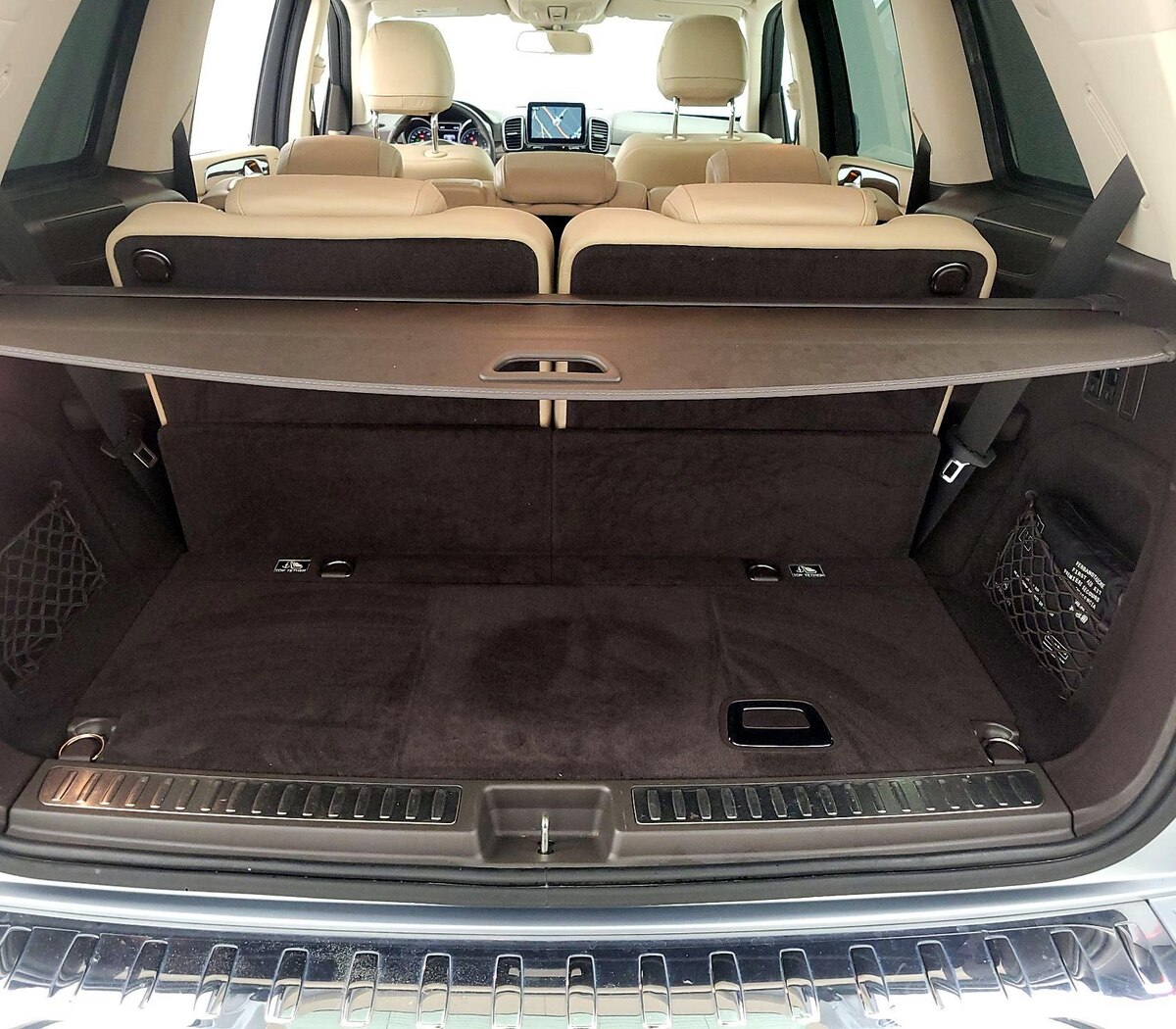 Trunk/Cargo (Seats Up)