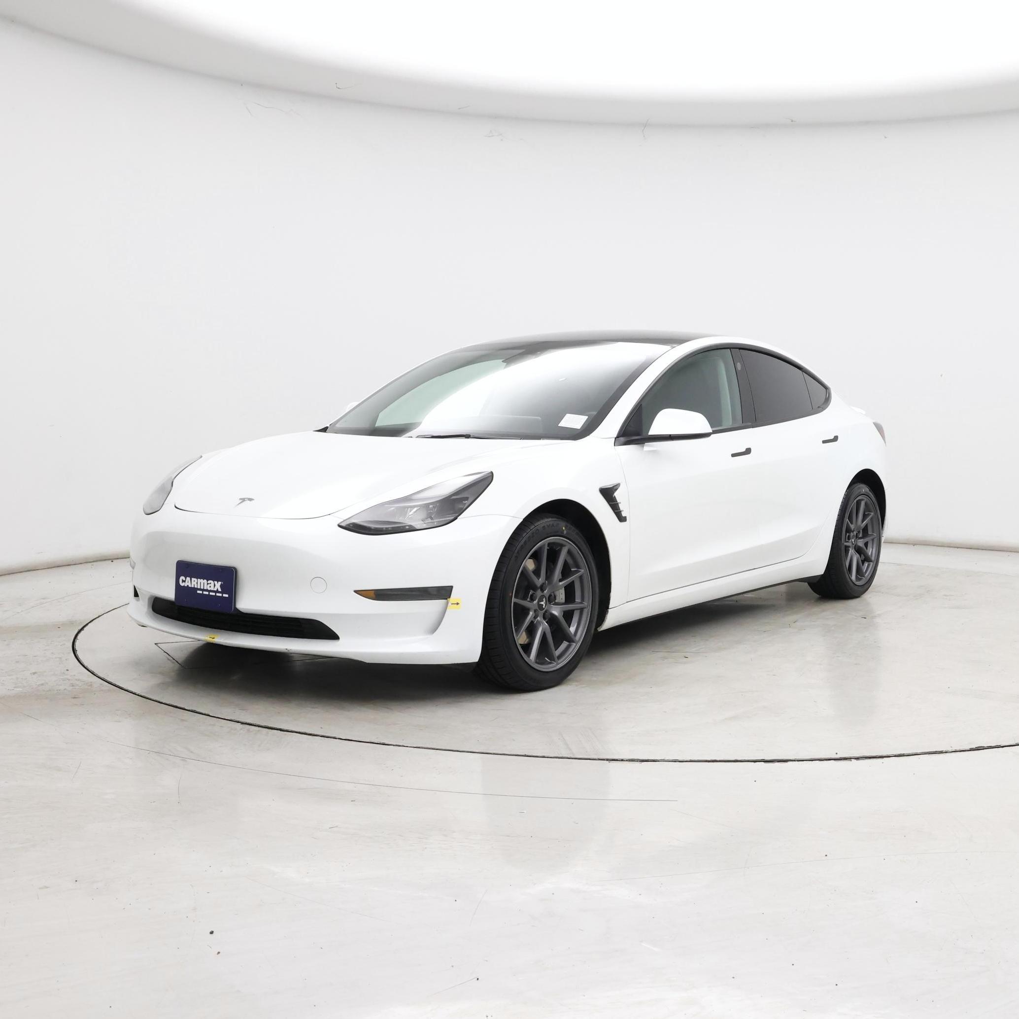Thumbnail: 2023 Tesla Model 3 - 4