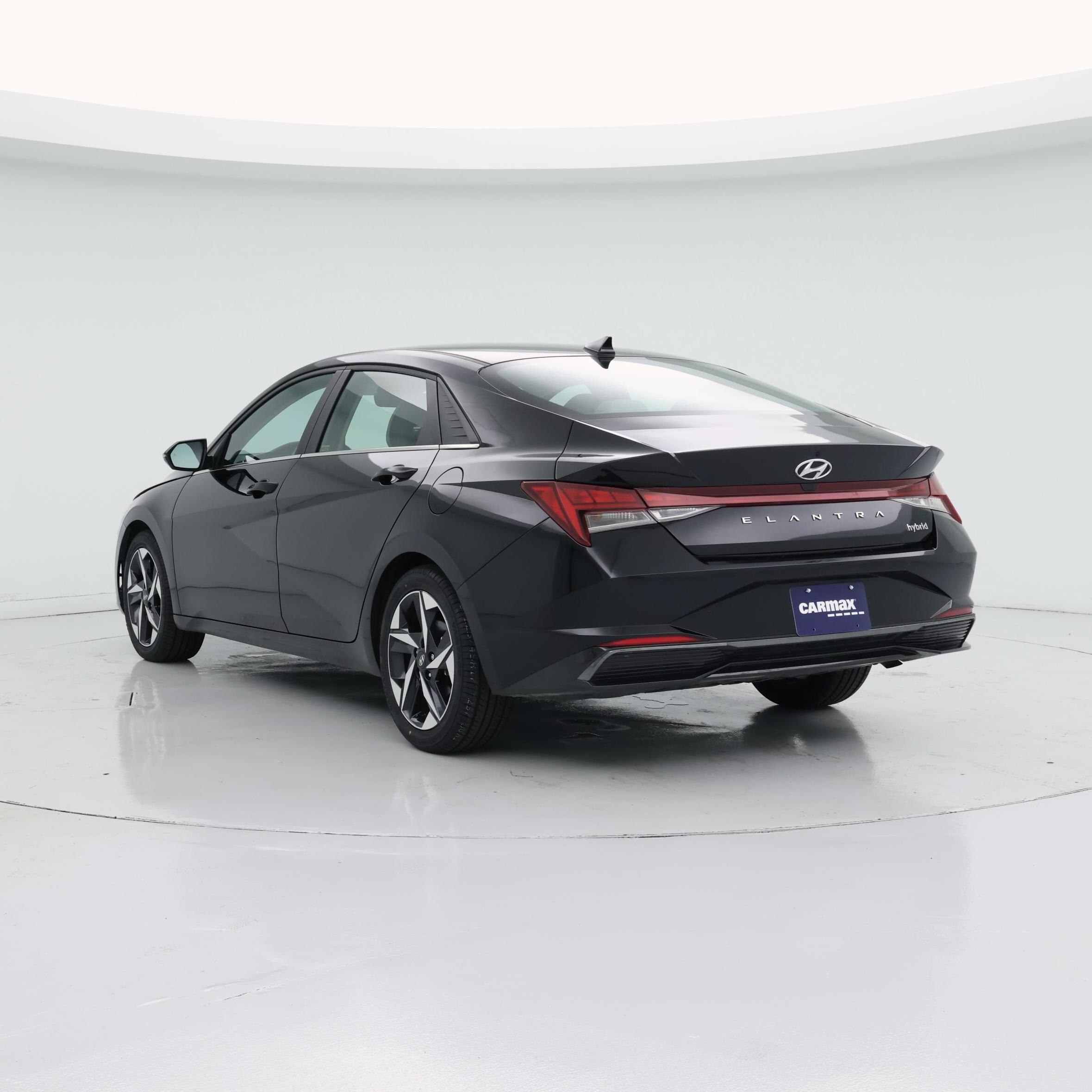 Thumbnail: 2023 Hyundai Elantra - 2