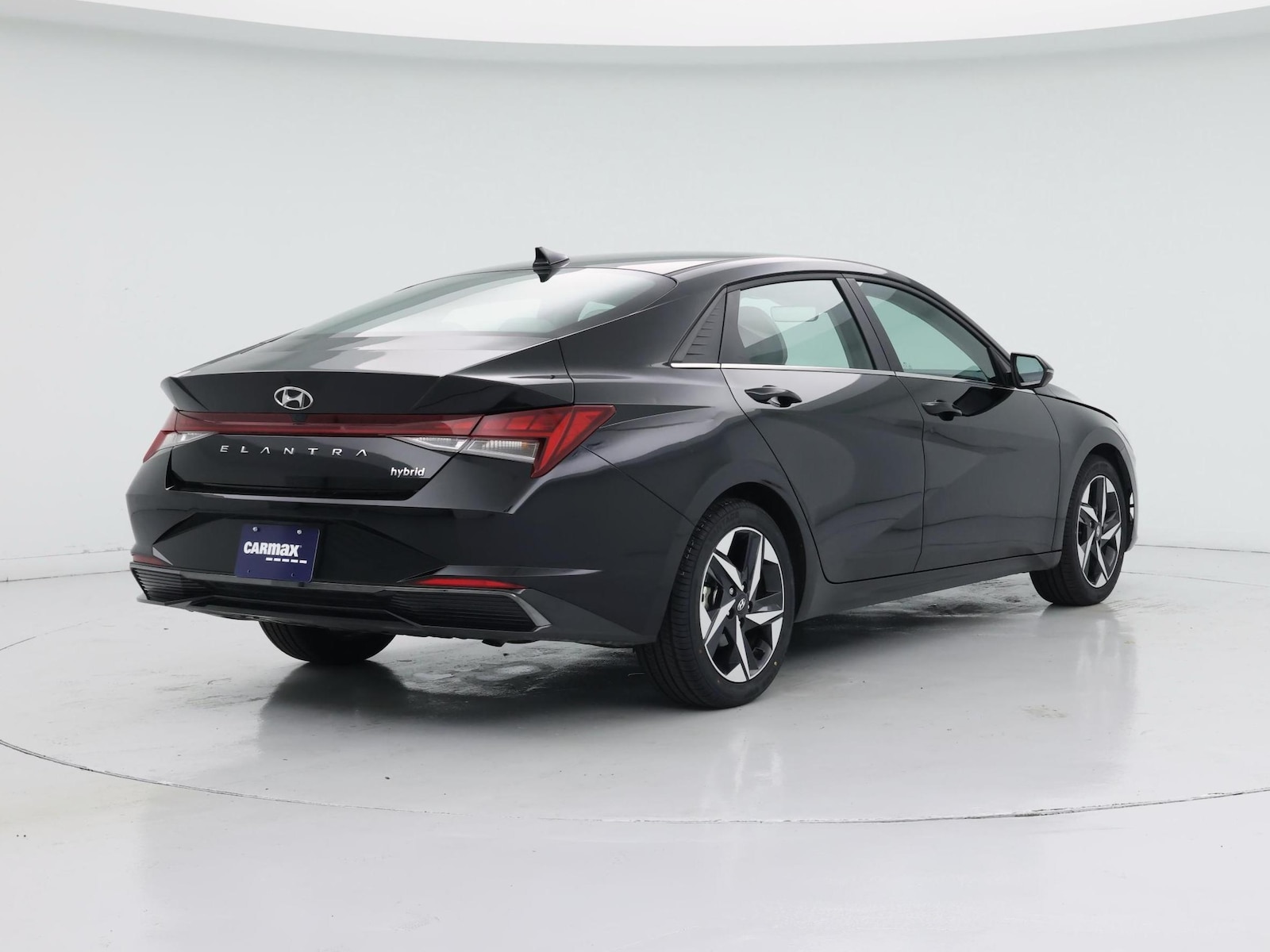 2023 Hyundai Elantra Limited - Photo 9