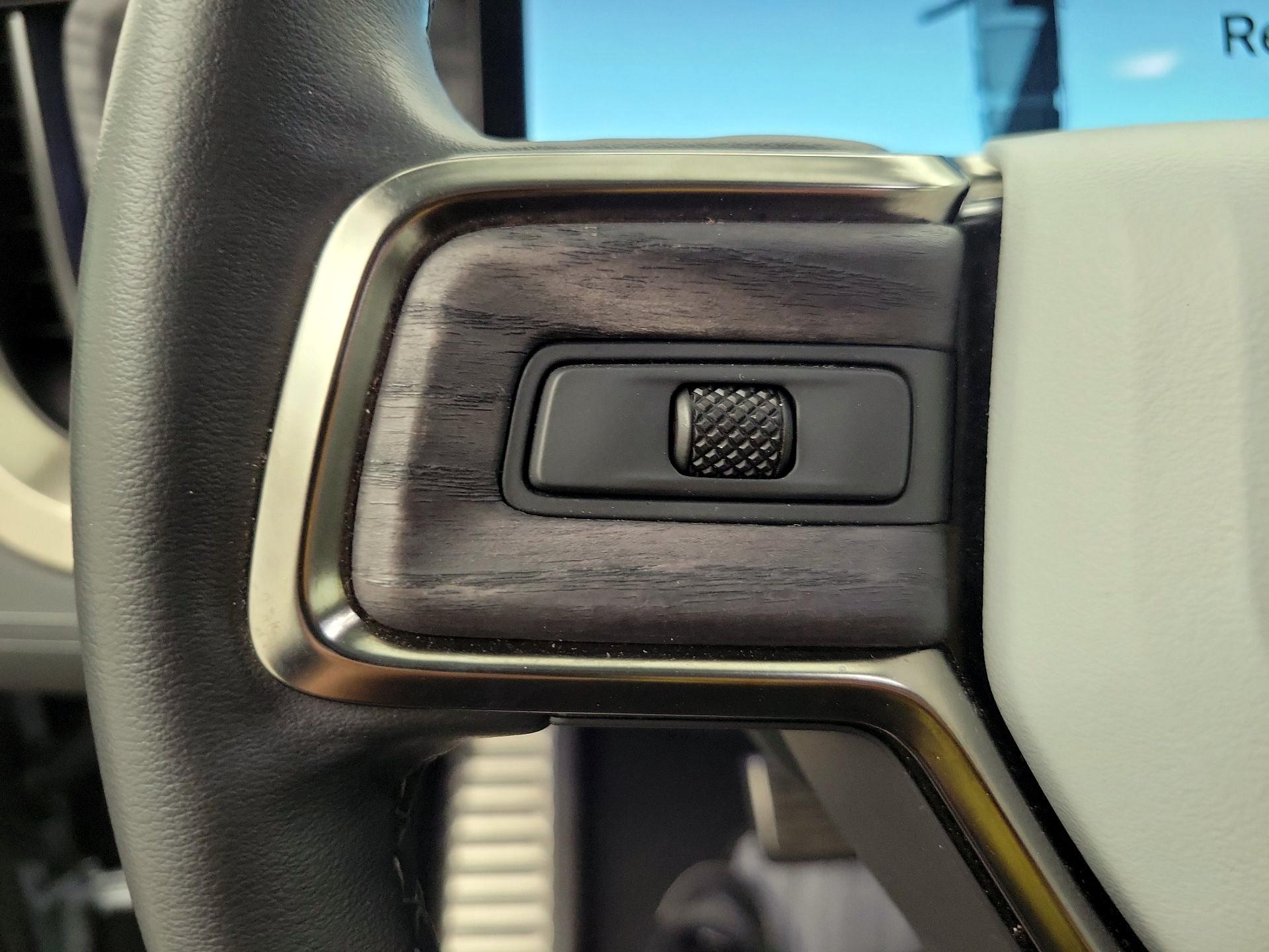 Thumbnail: 2023 Rivian R1S - 13