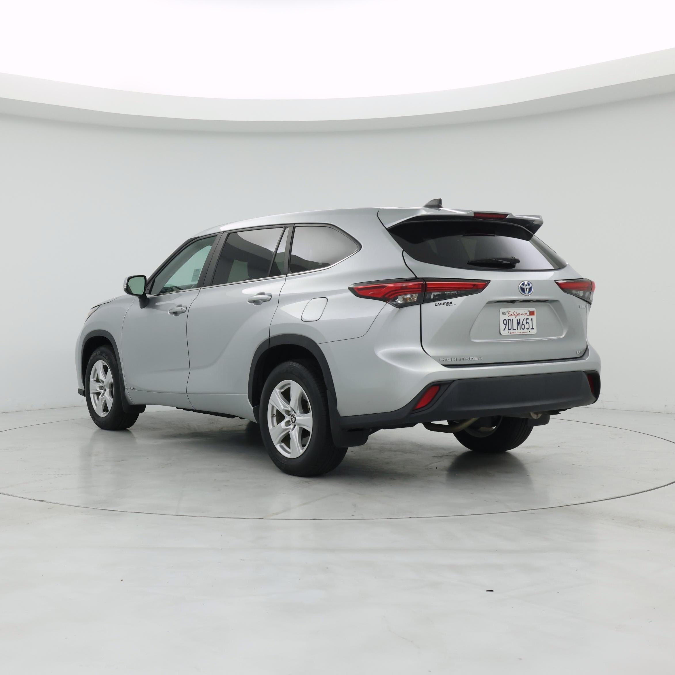 Thumbnail: 2023 Toyota Highlander - 2
