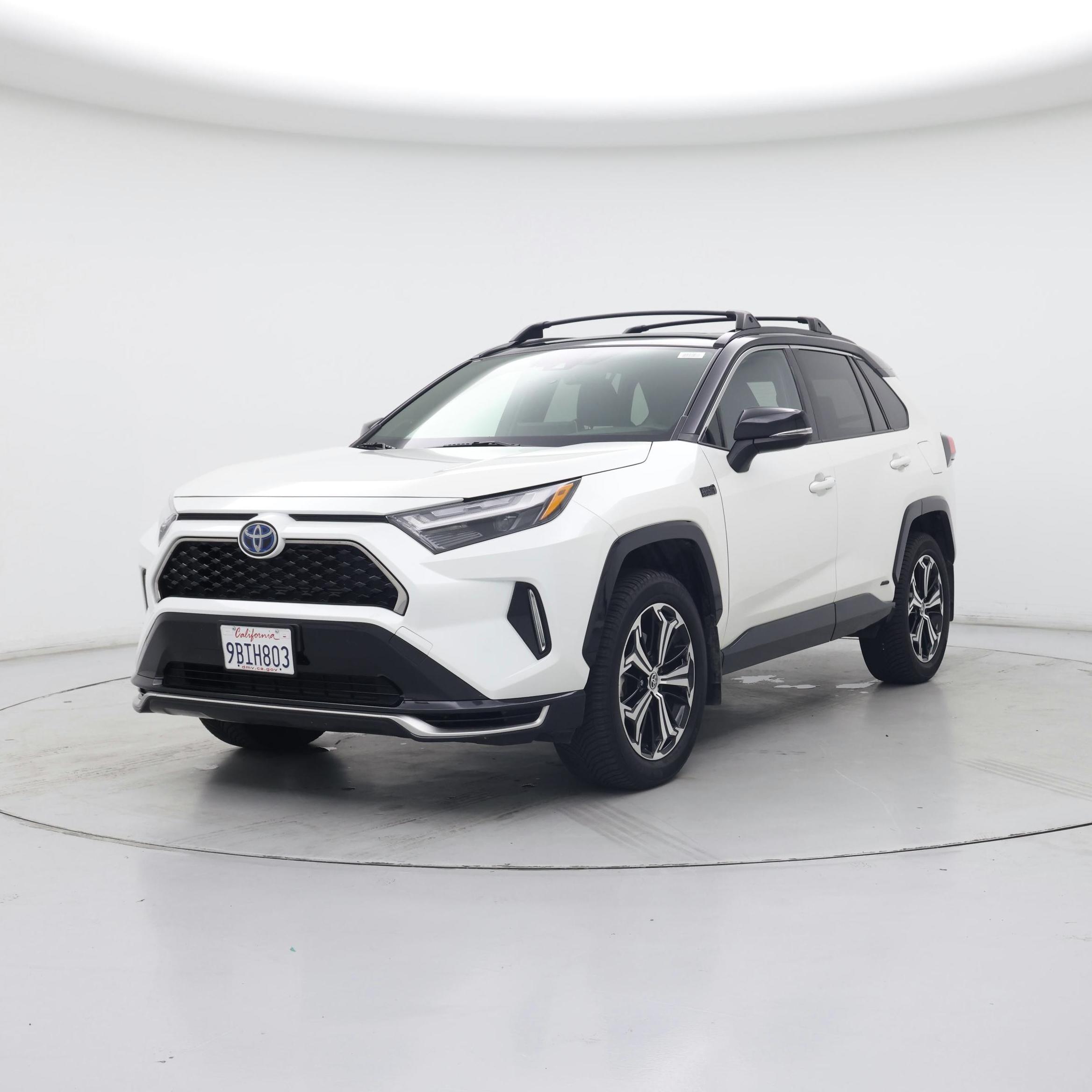 Thumbnail: 2022 Toyota RAV4 - 4