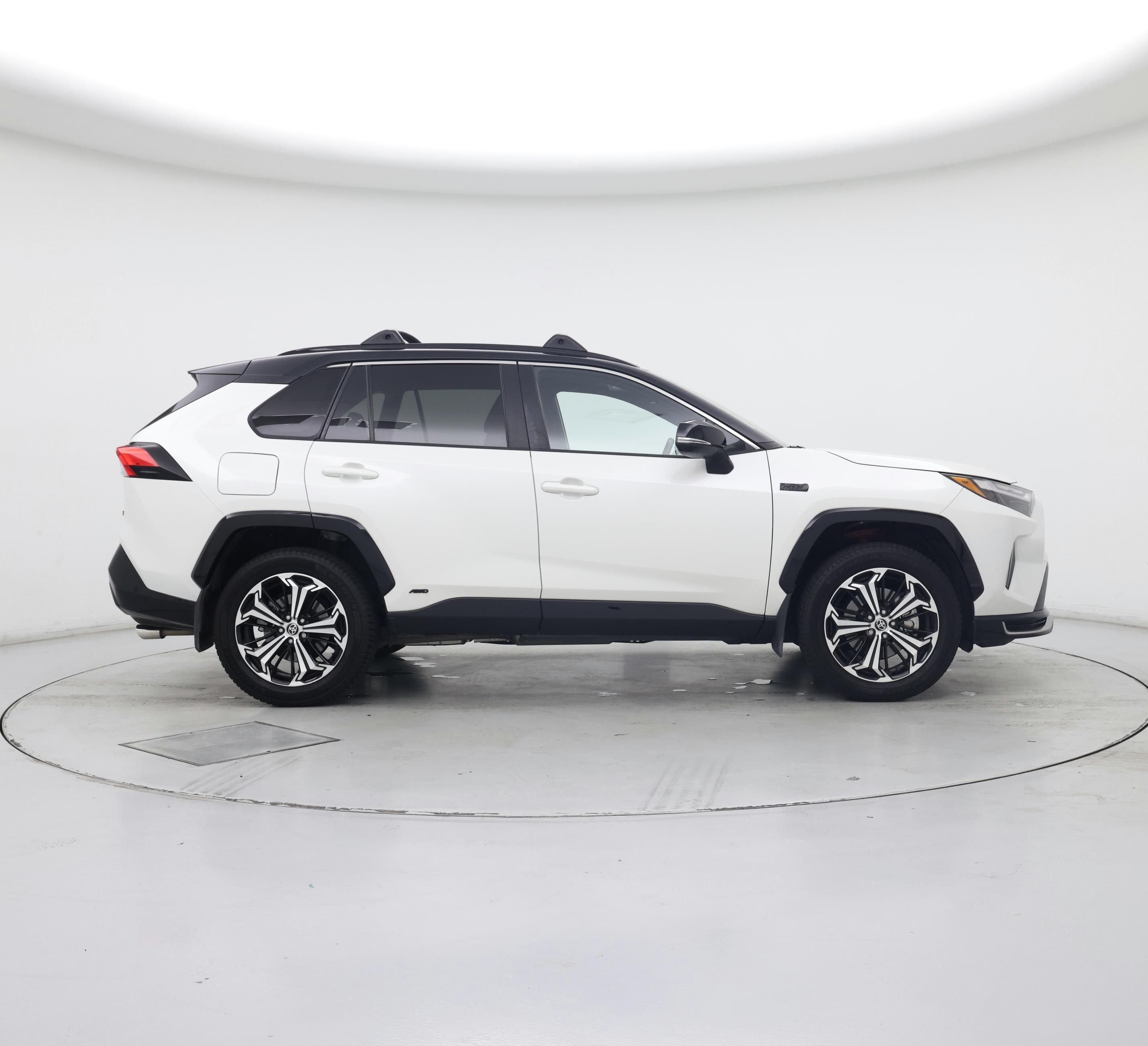 Thumbnail: 2022 Toyota RAV4 - 7