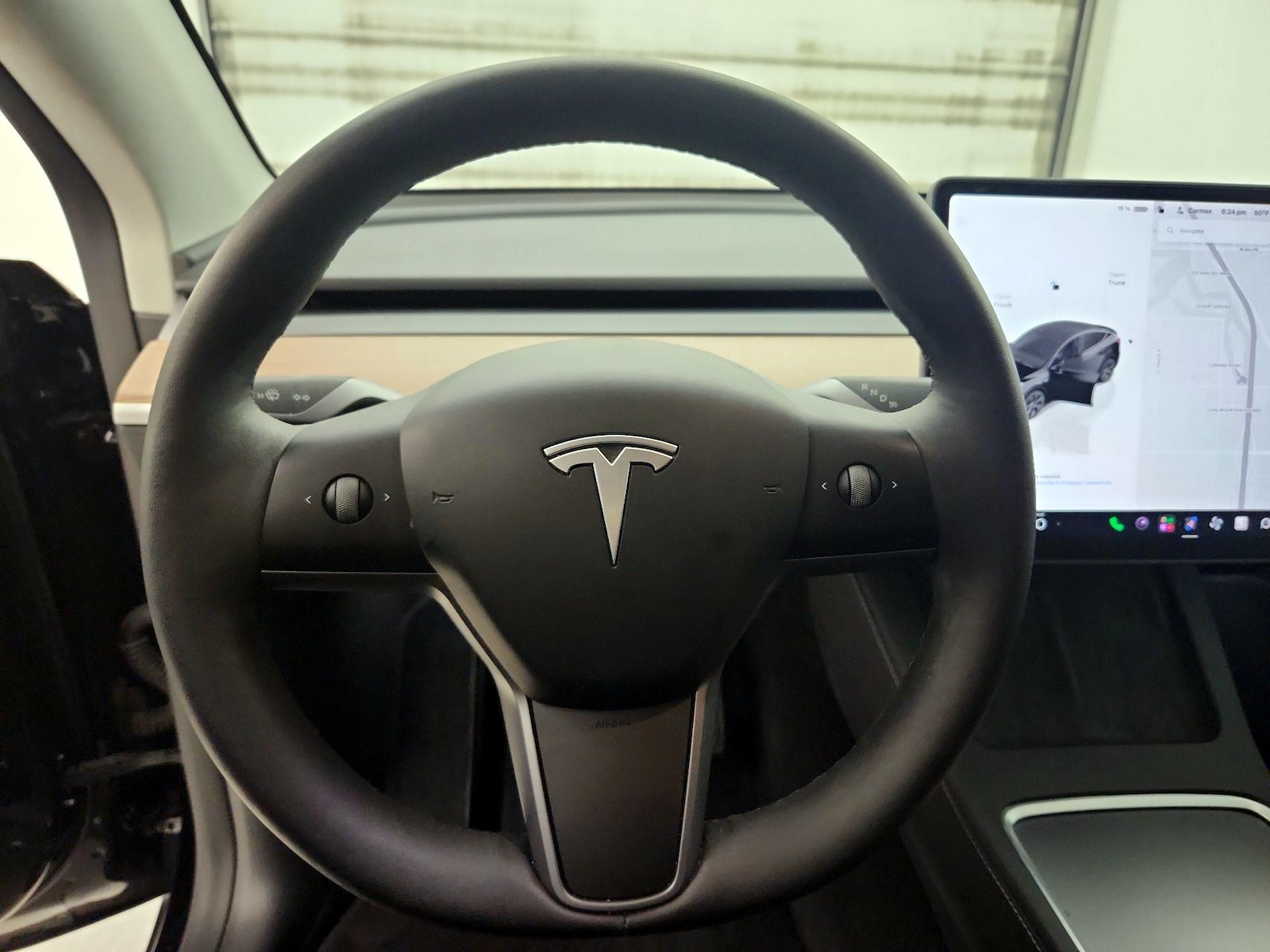 2025 Tesla Model Y Long Range - Photo 11