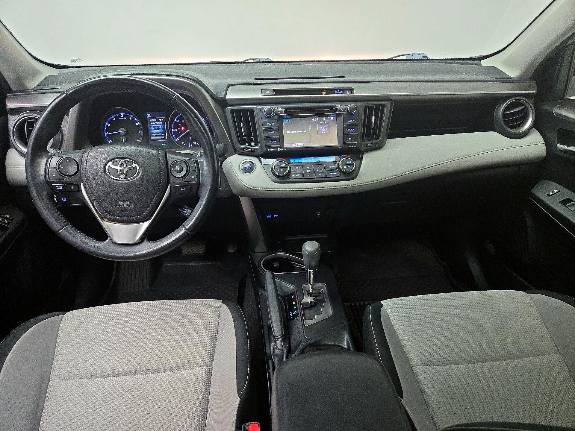 Thumbnail: 2018 Toyota RAV4 - 9