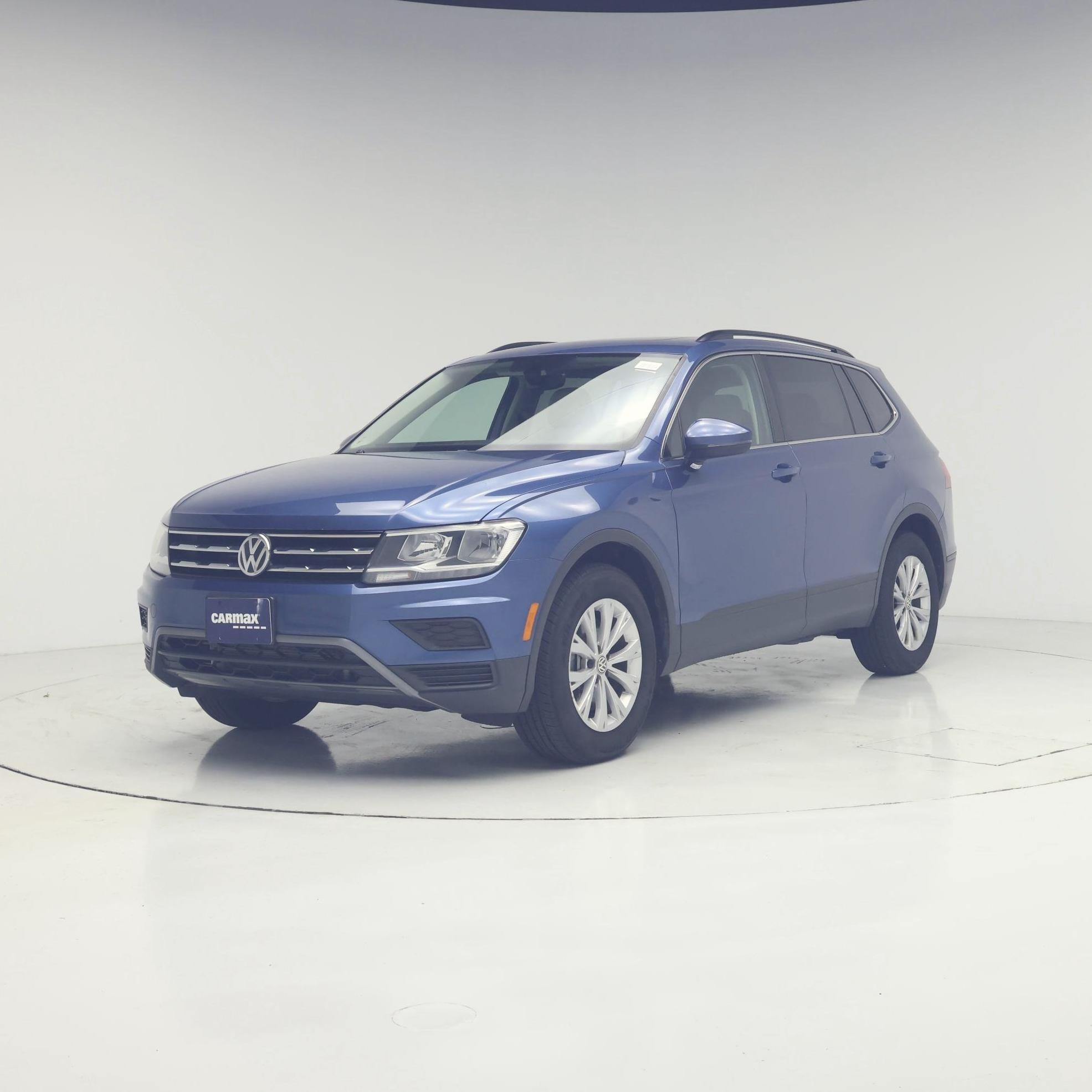 Thumbnail: 2019 Volkswagen Tiguan - 4