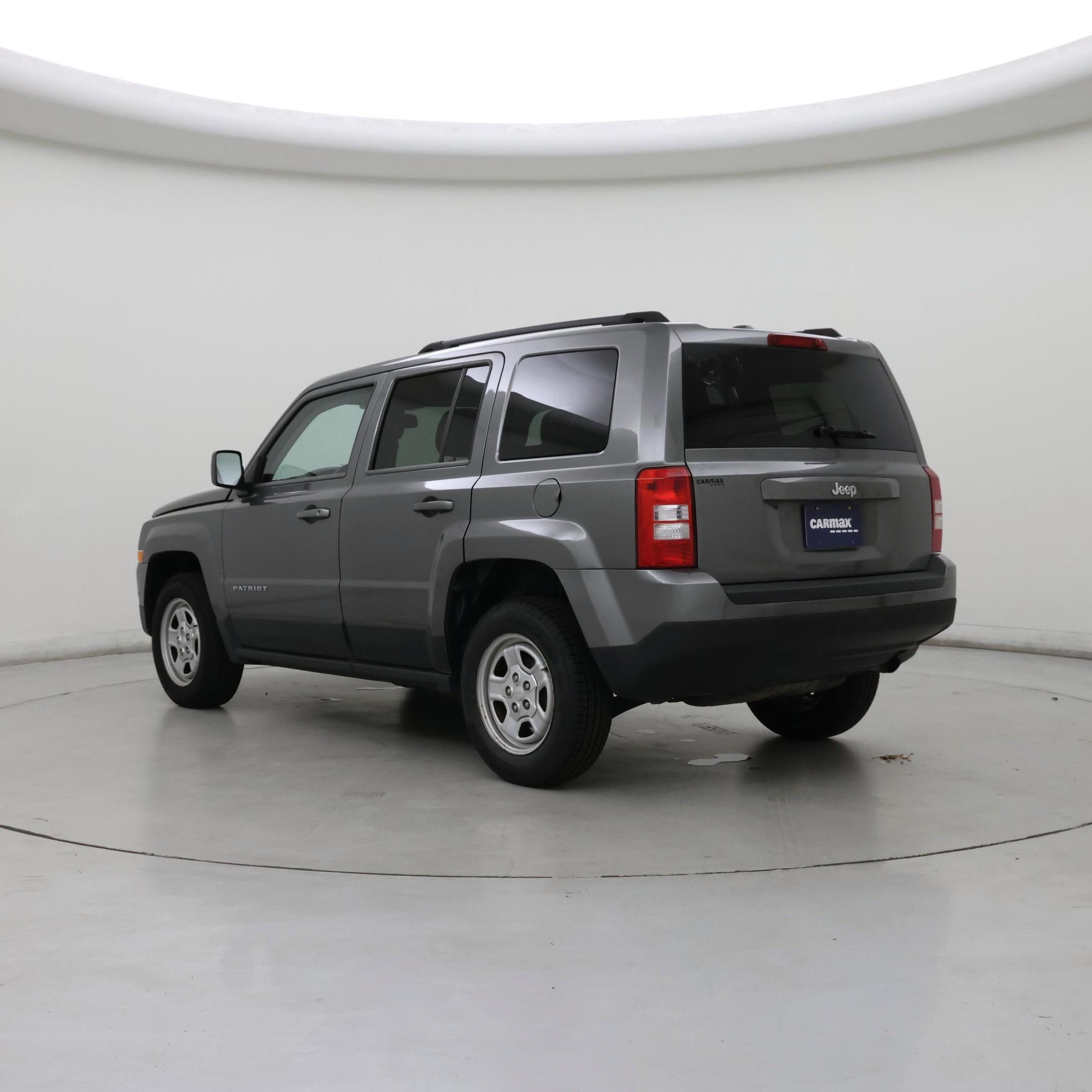 Thumbnail: 2014 Jeep Patriot - 2