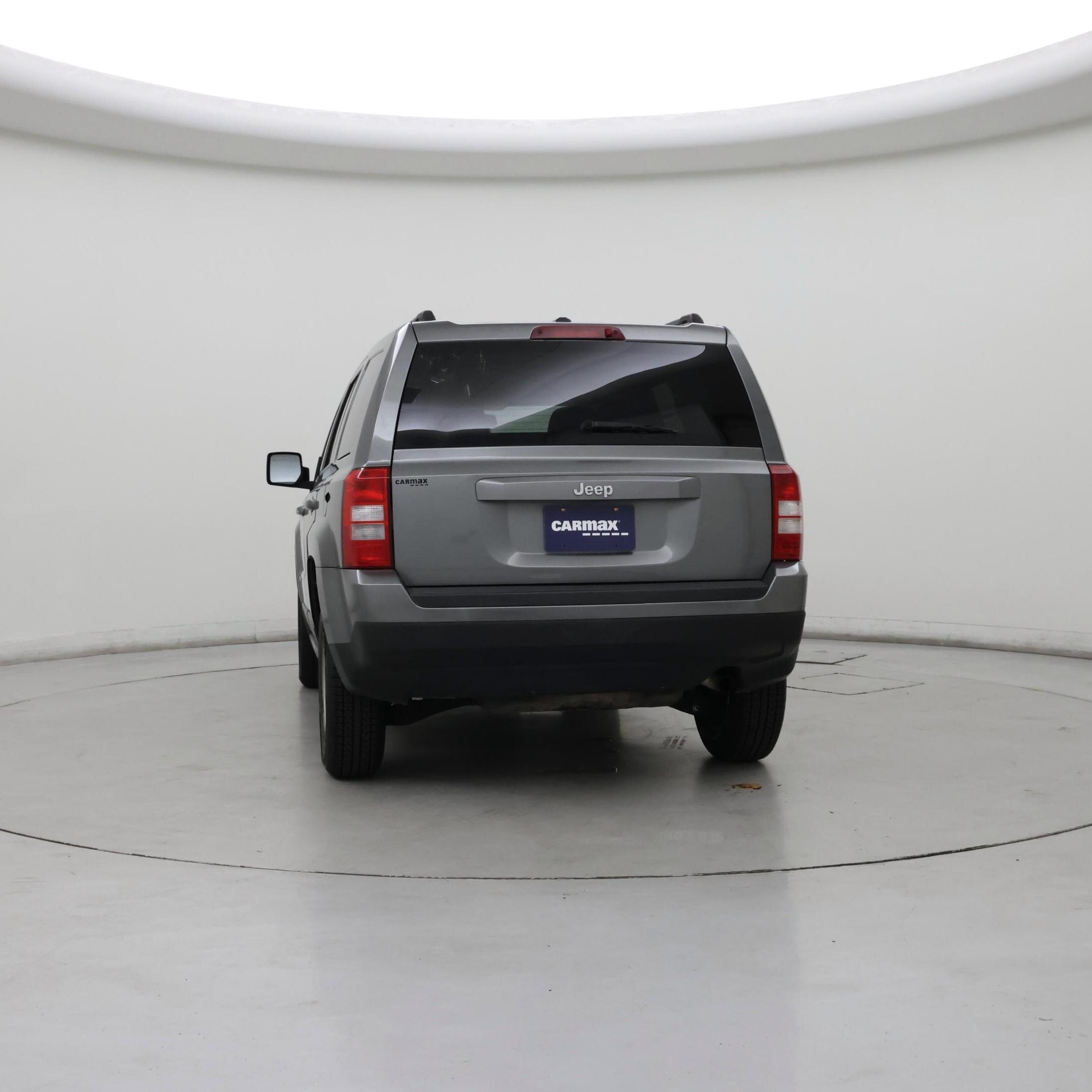 Thumbnail: 2014 Jeep Patriot - 6