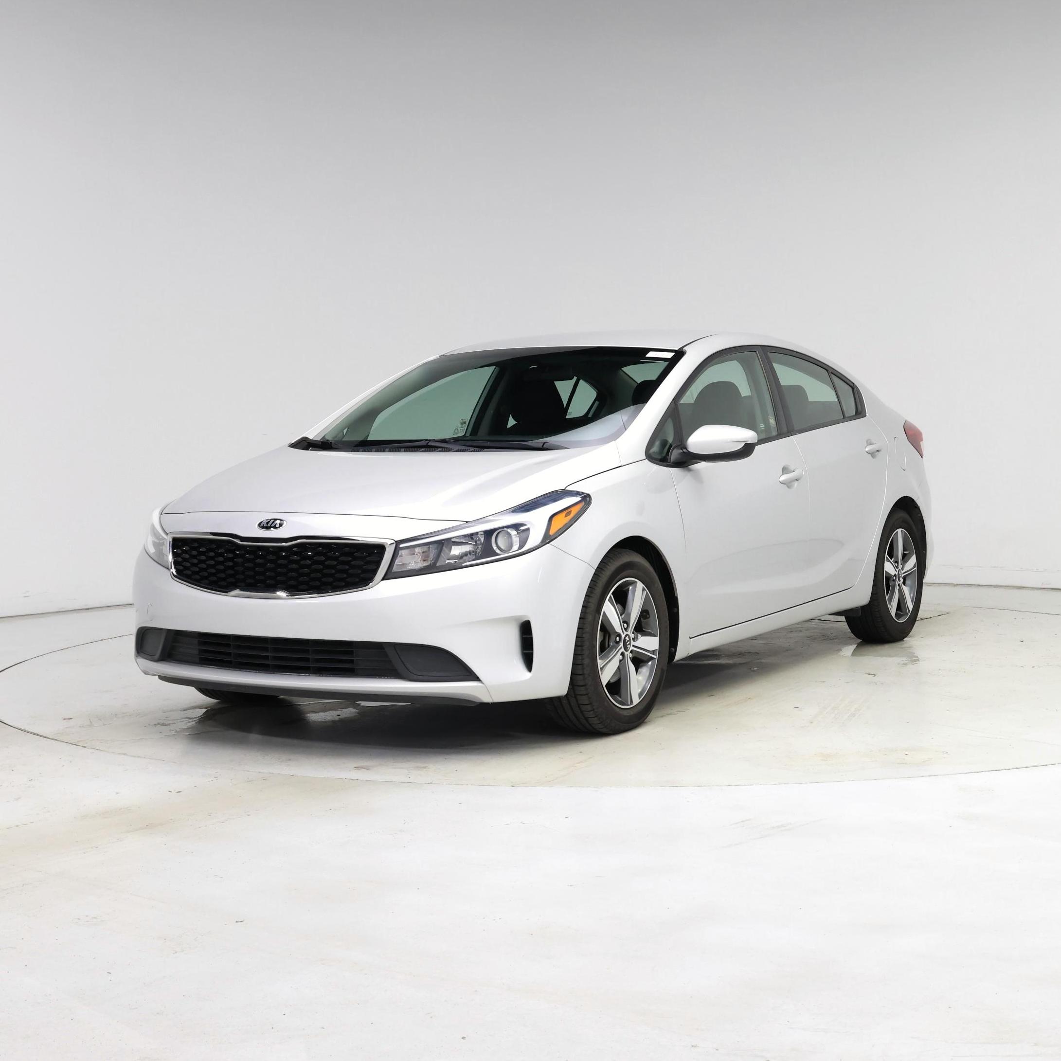 Thumbnail: 2018 Kia Forte - 4