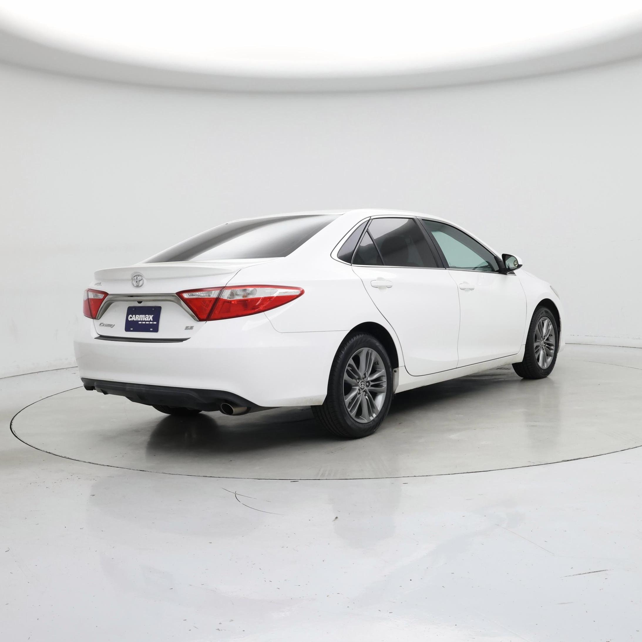 Thumbnail: 2016 Toyota Camry - 8