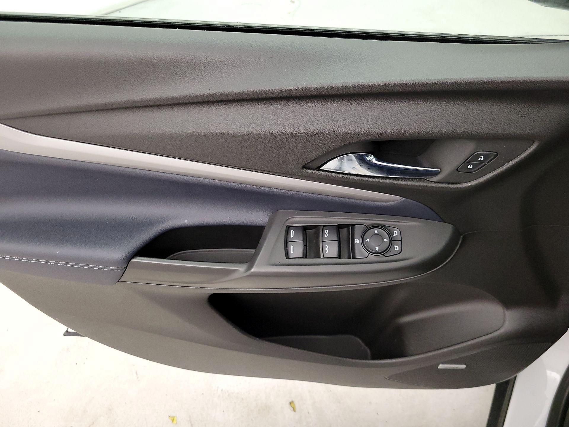 Thumbnail: 2022 Chevrolet Bolt EUV - 12