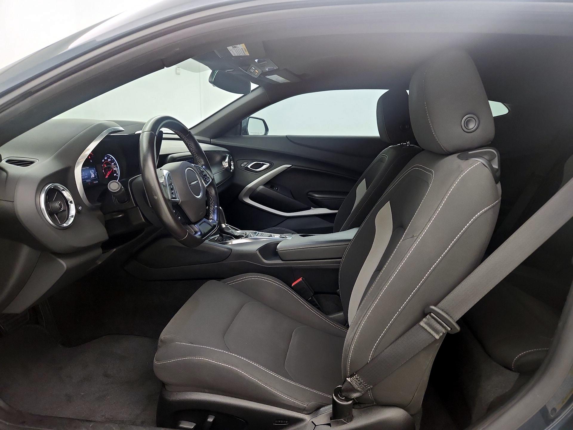 Thumbnail: 2020 Chevrolet Camaro - 11