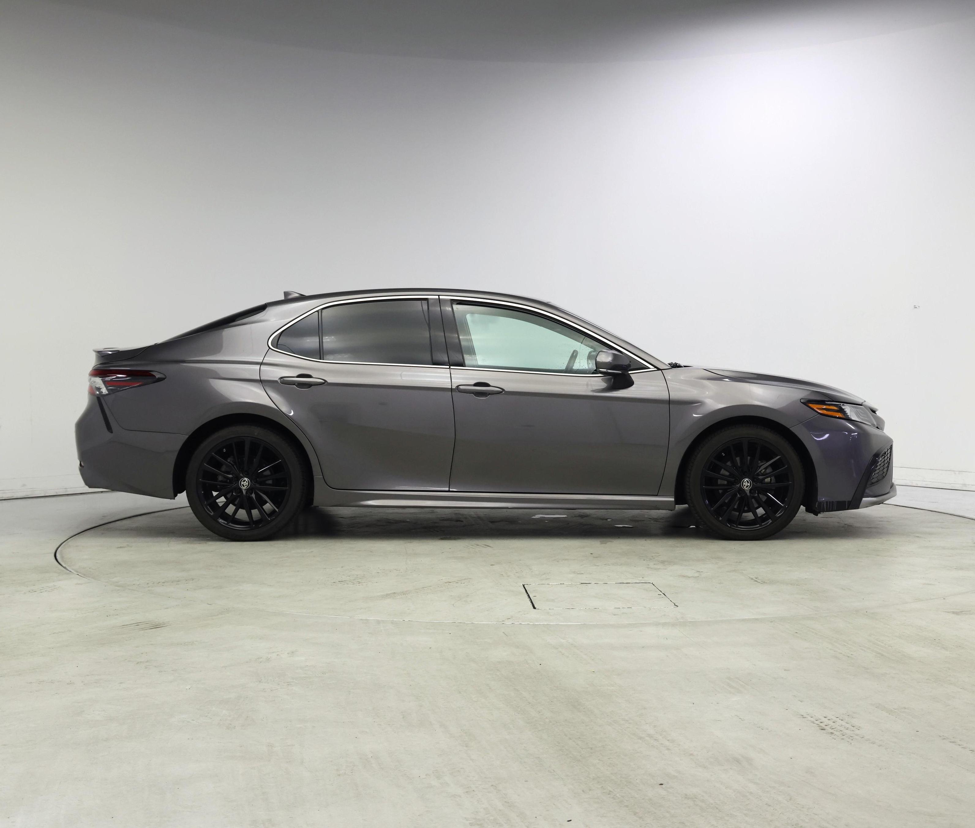 Thumbnail: 2022 Toyota Camry - 7