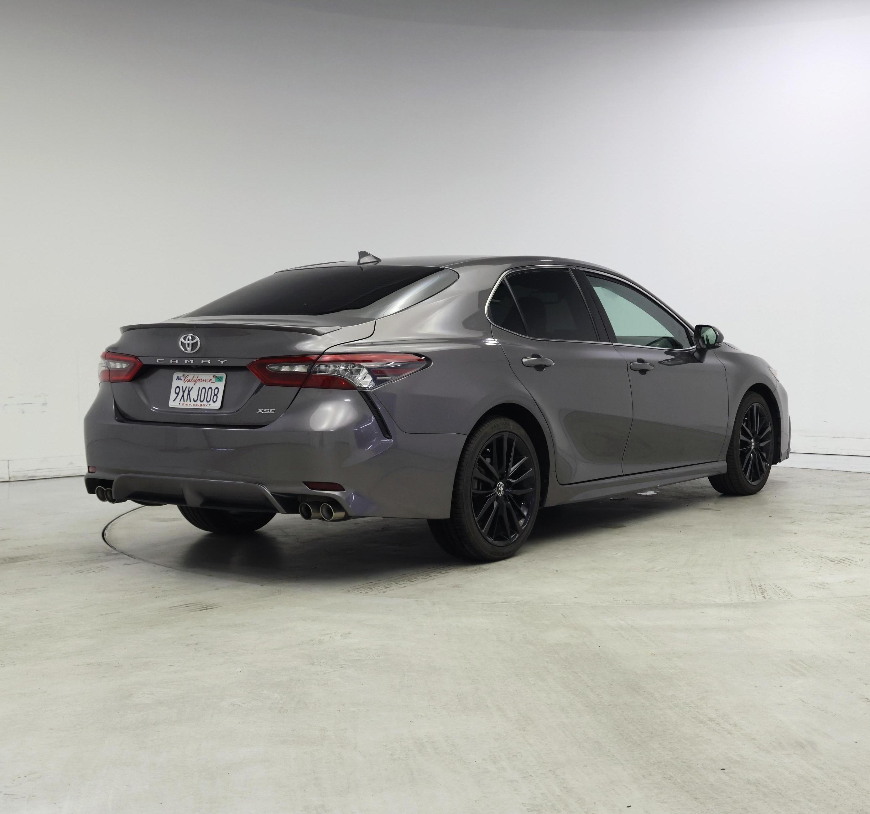 Thumbnail: 2022 Toyota Camry - 8