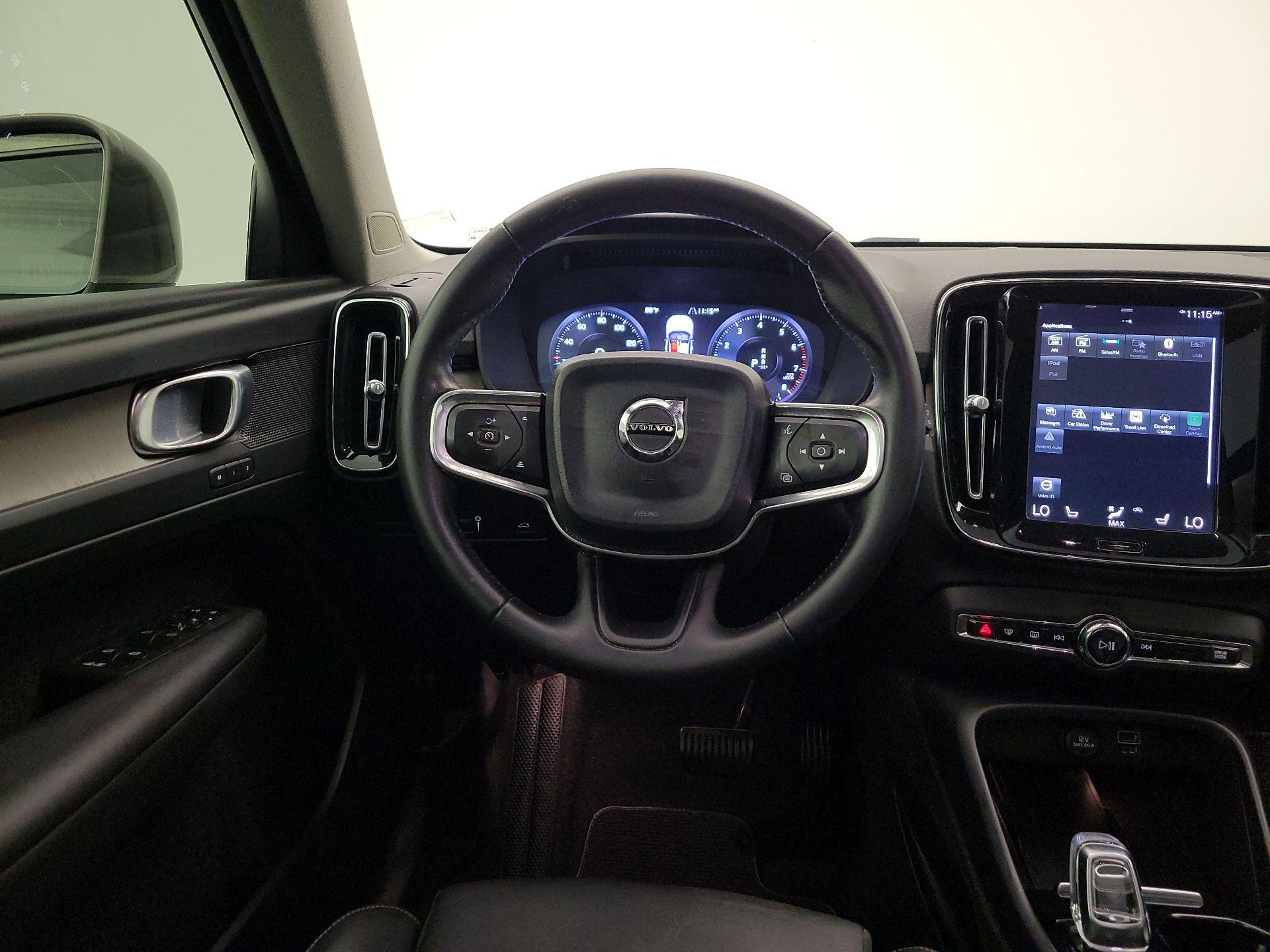 Thumbnail: 2020 Volvo XC40 - 10