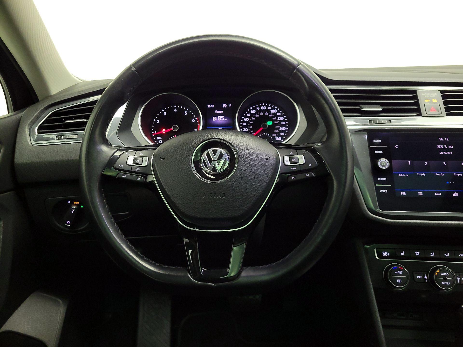 Thumbnail: 2019 Volkswagen Tiguan - 10