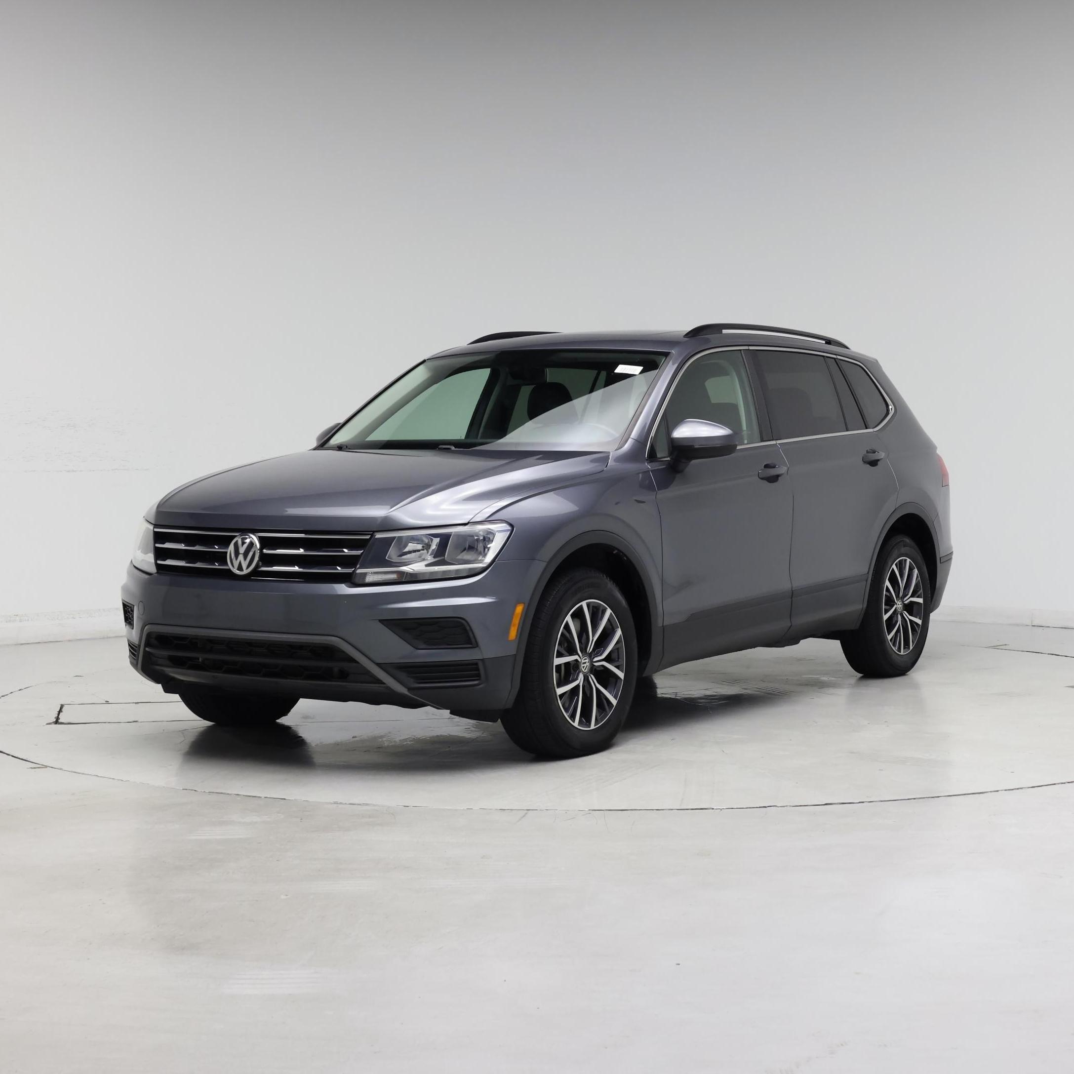 Thumbnail: 2019 Volkswagen Tiguan - 4