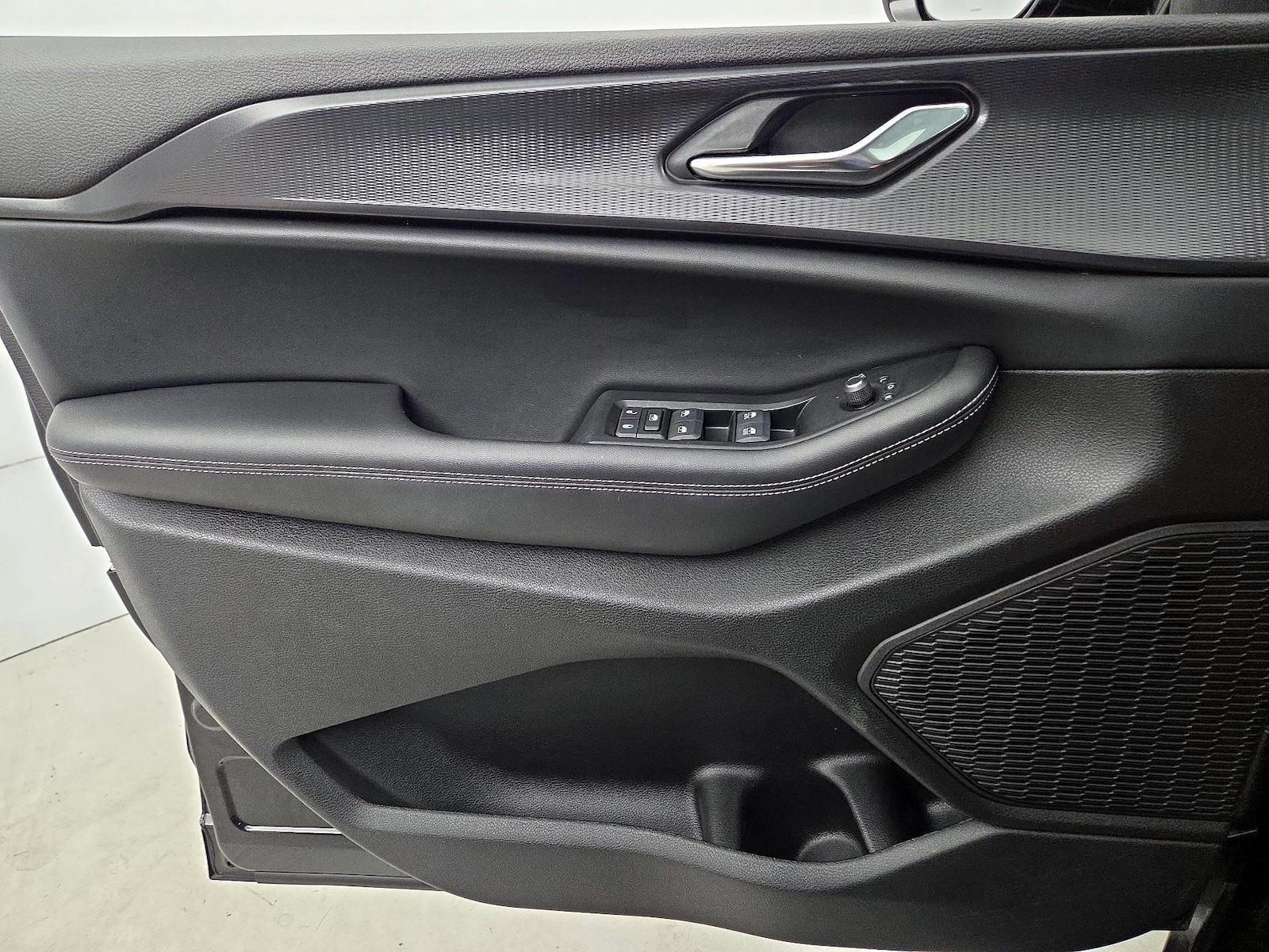 2025 Jeep Grand Cherokee L Altitude - Photo 13