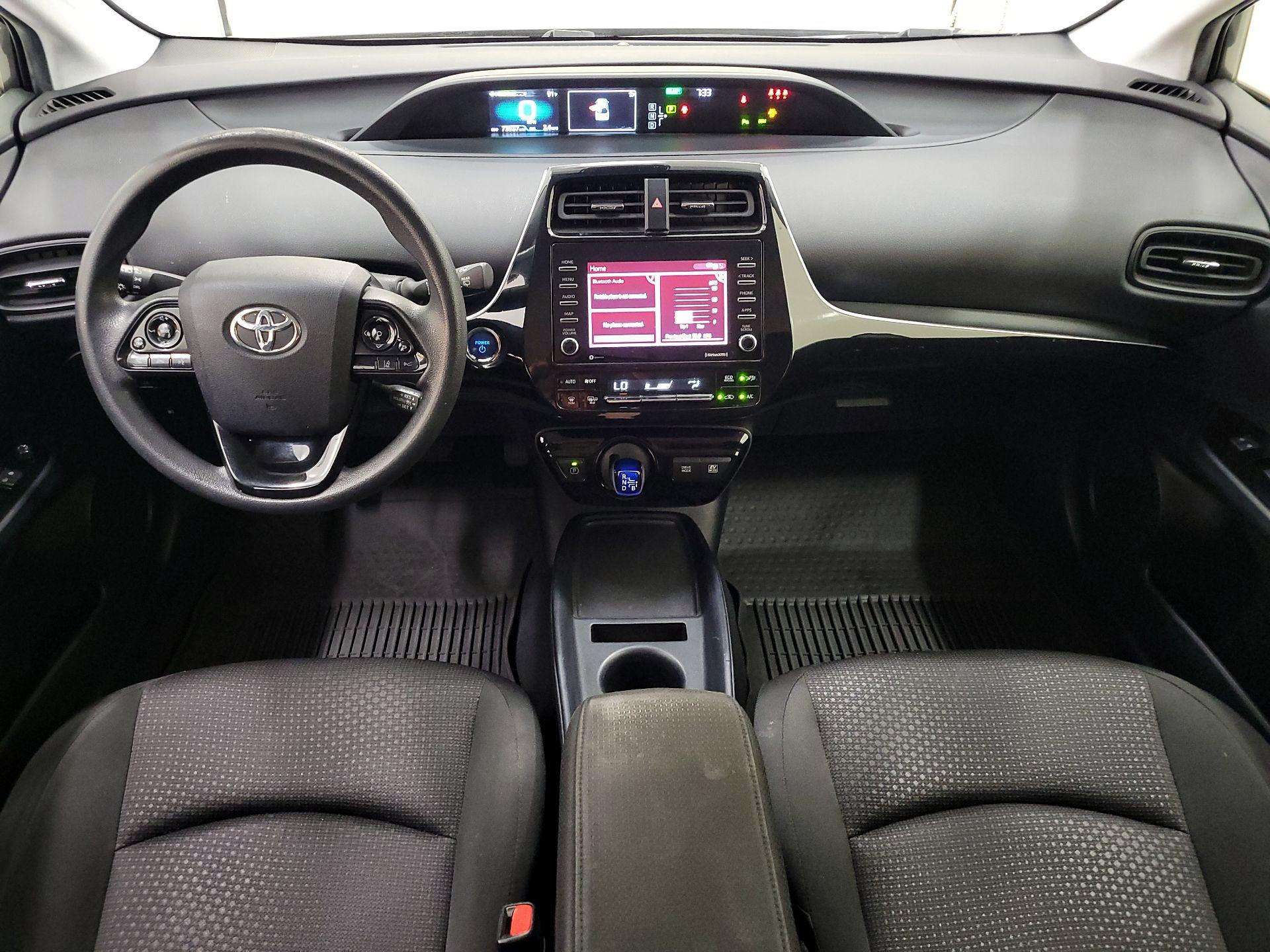 Thumbnail: 2022 Toyota Prius - 9