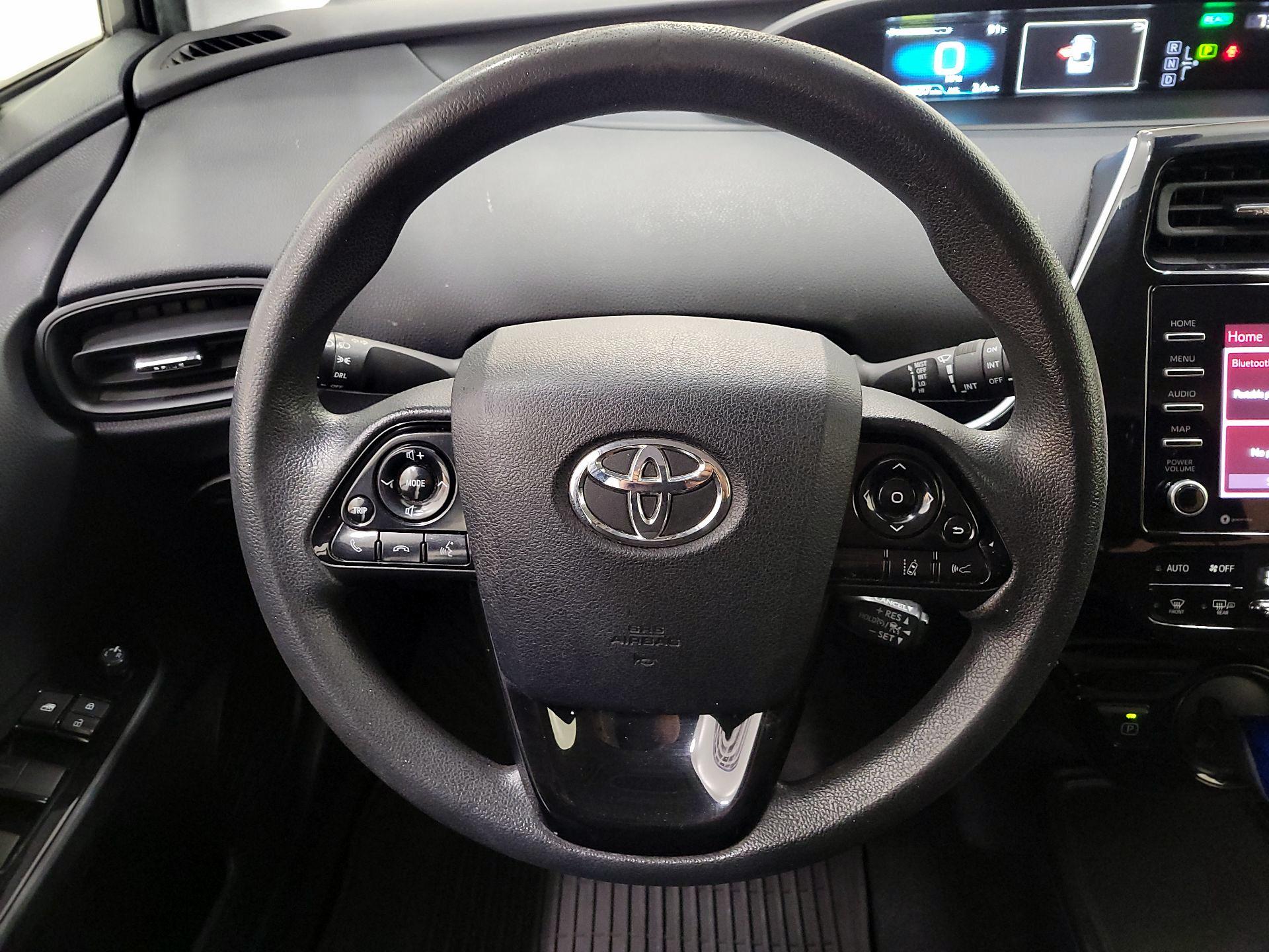 Thumbnail: 2022 Toyota Prius - 10