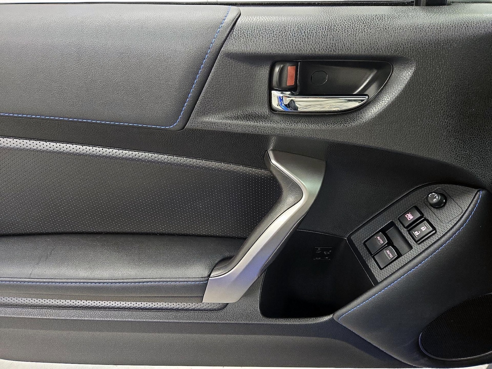 2015 Subaru BRZ Series.Blue - Photo 13
