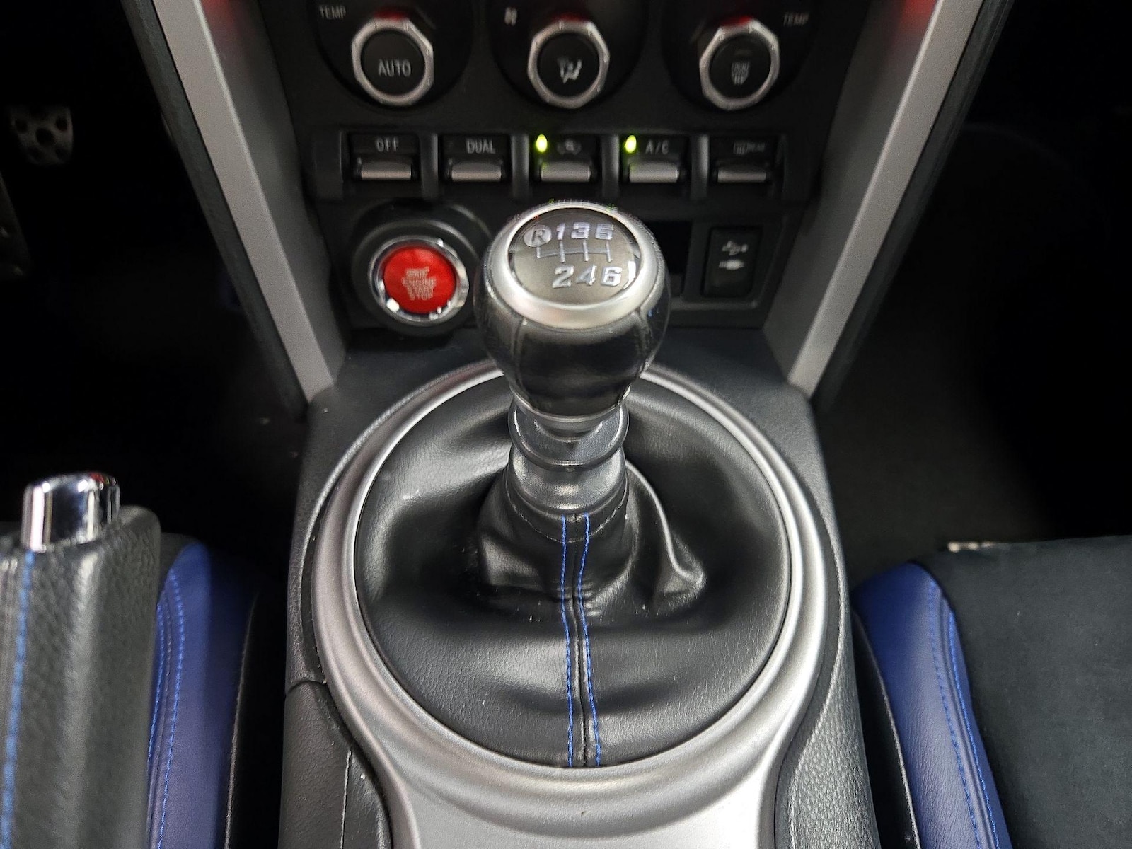 2015 Subaru BRZ Series.Blue - Photo 18