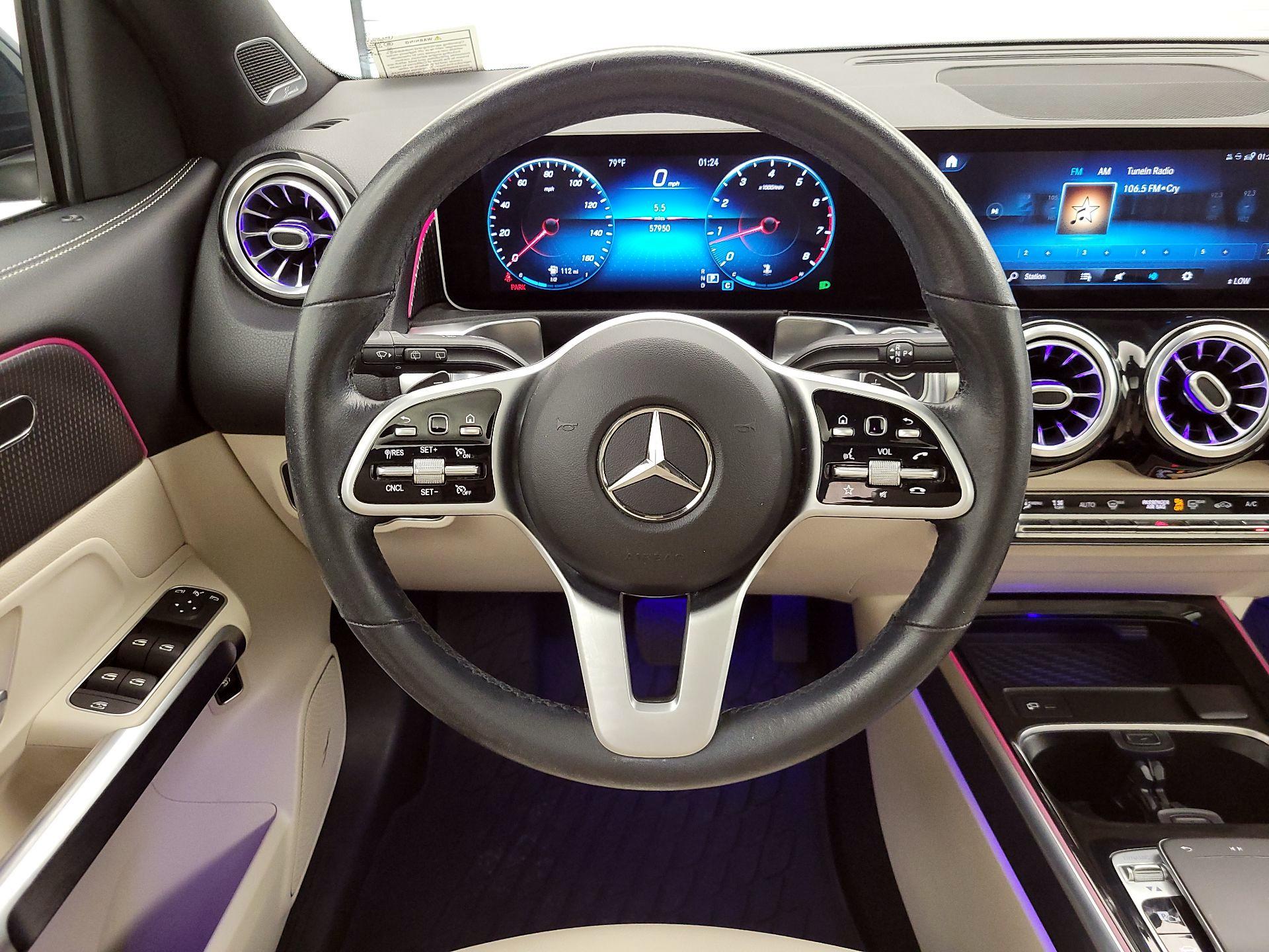 Thumbnail: 2020 Mercedes-Benz GLB - 10