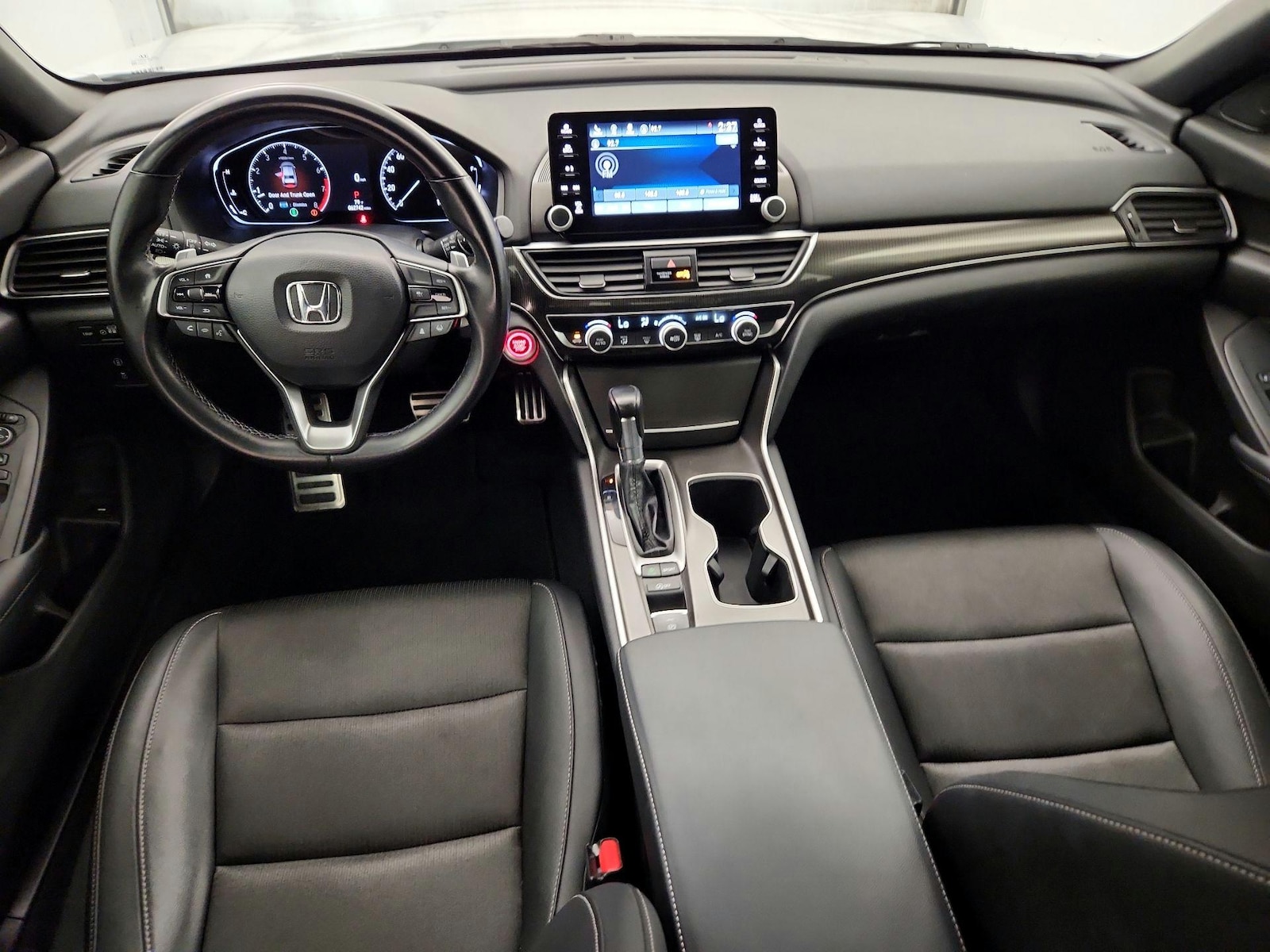 Apple CarPlay® & Android Auto™