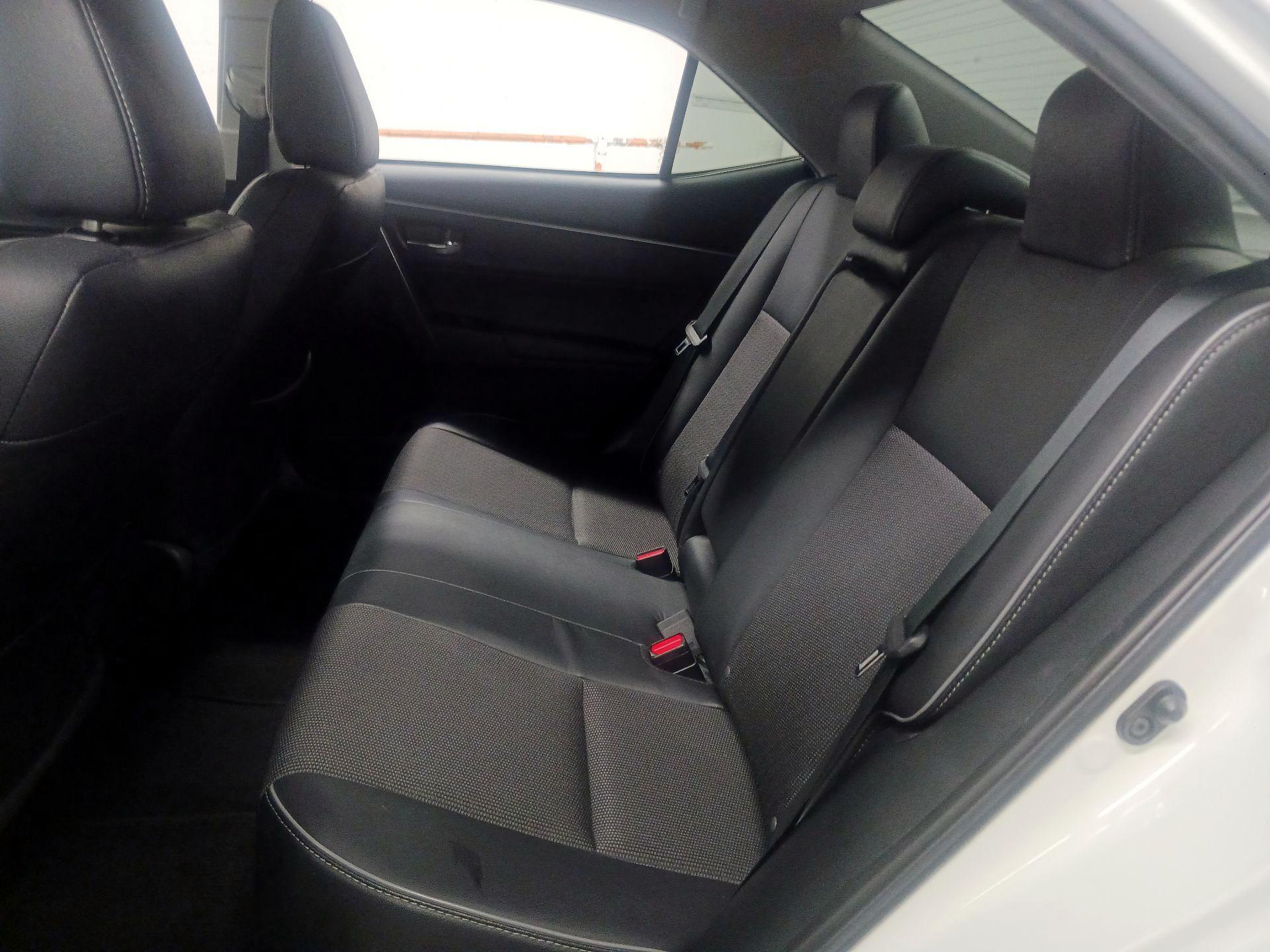 Thumbnail: 2016 Toyota Corolla - 20