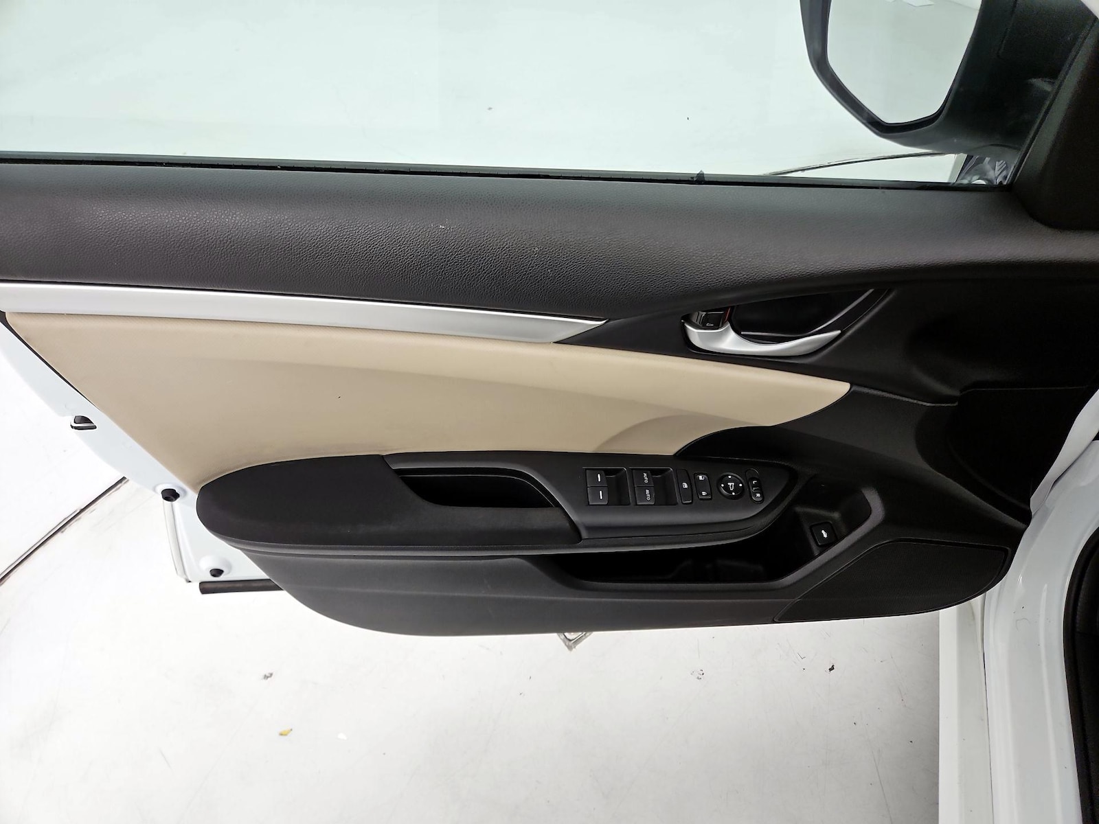 2021 Honda Civic LX - Photo 13