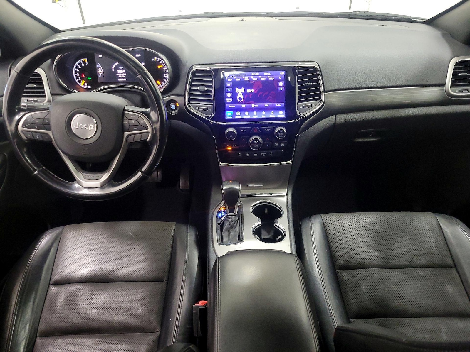 2020 Jeep Grand Cherokee Altitude - Photo 10