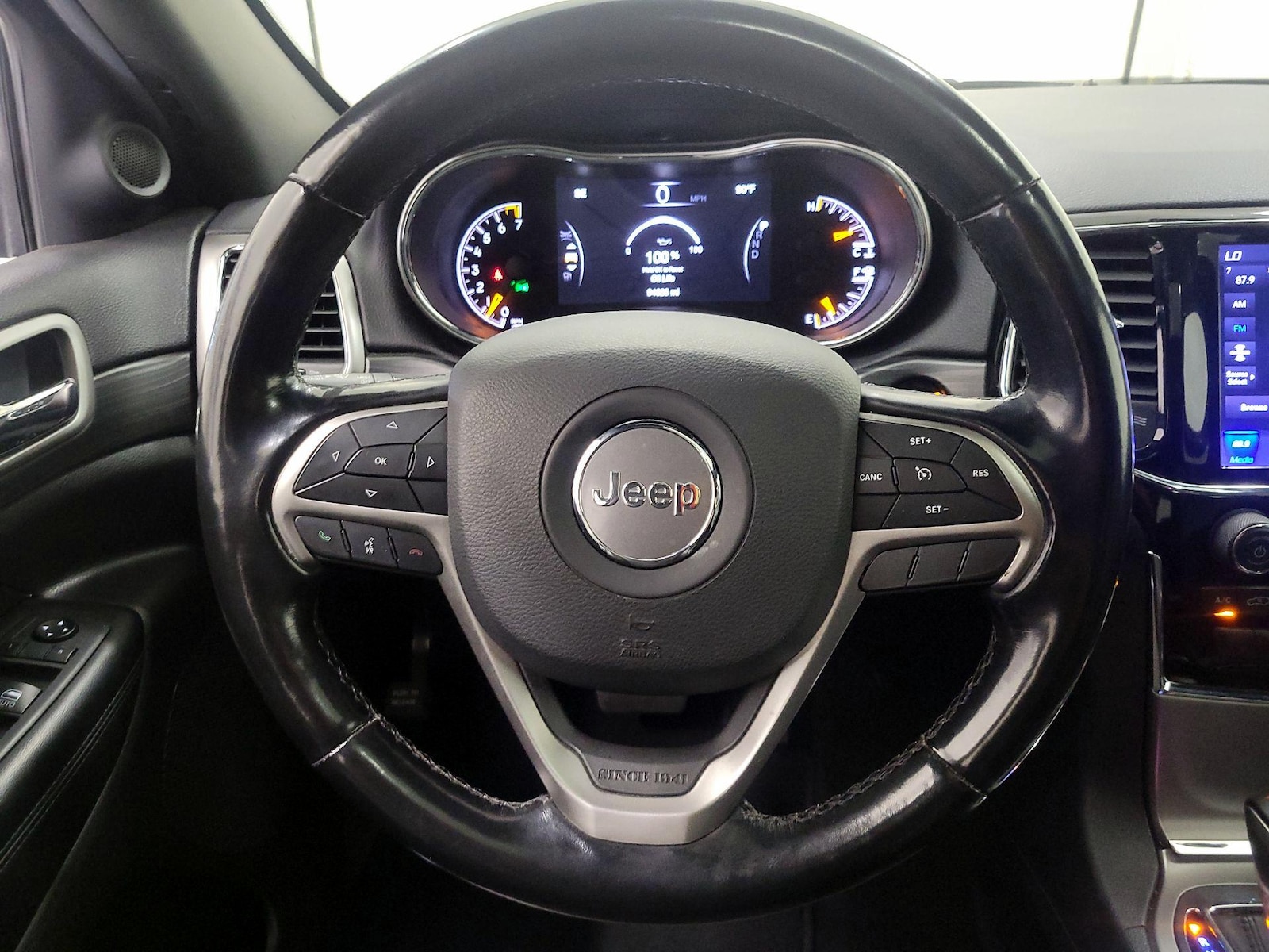 2020 Jeep Grand Cherokee Altitude - Photo 11