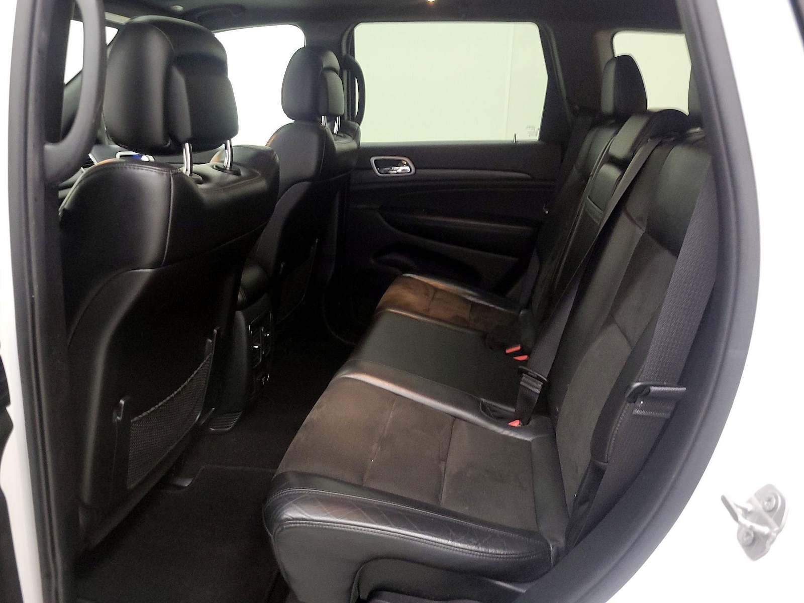 2020 Jeep Grand Cherokee Altitude - Photo 22