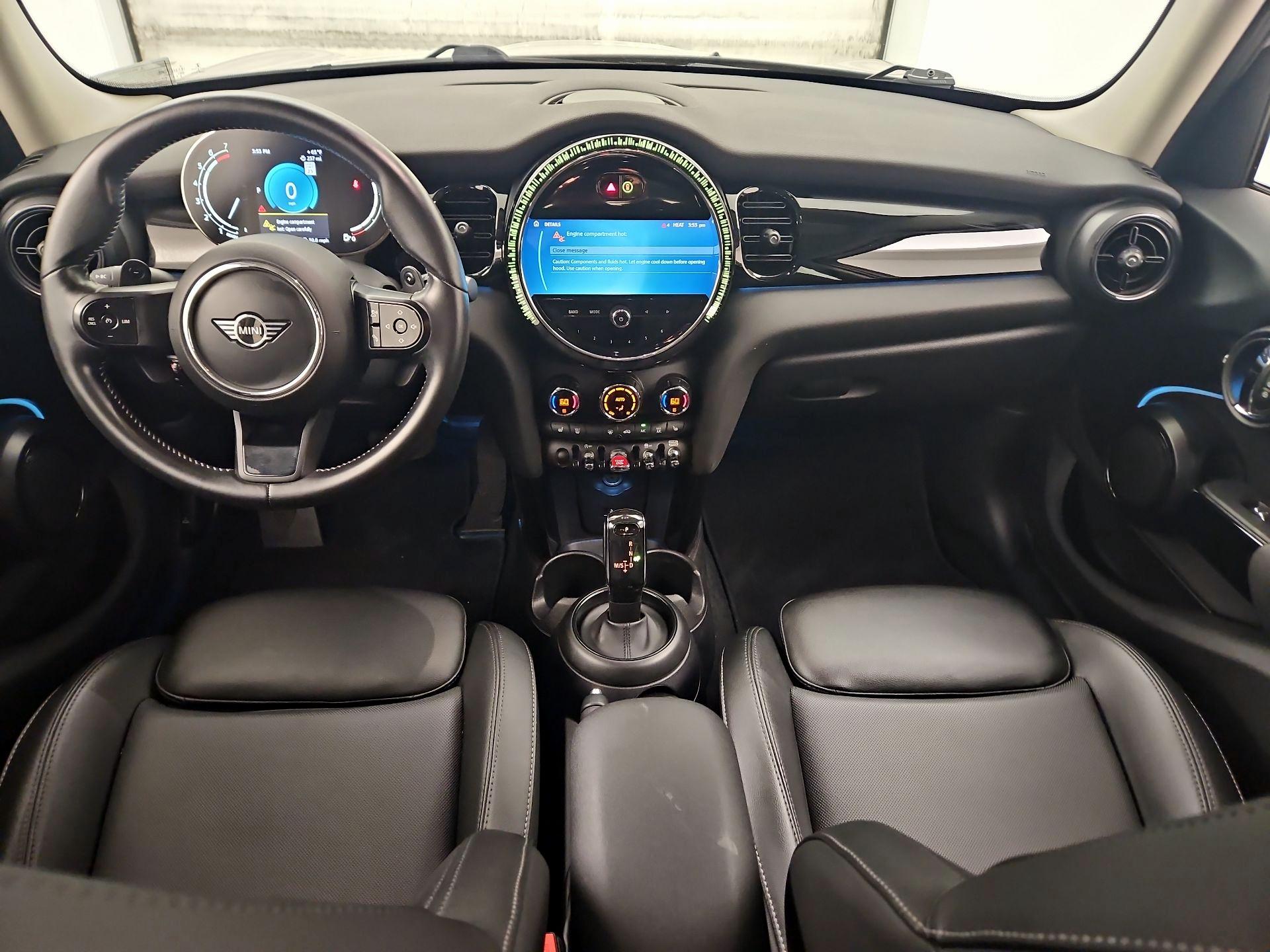 Thumbnail: 2022 MINI Cooper Hardtop - 9